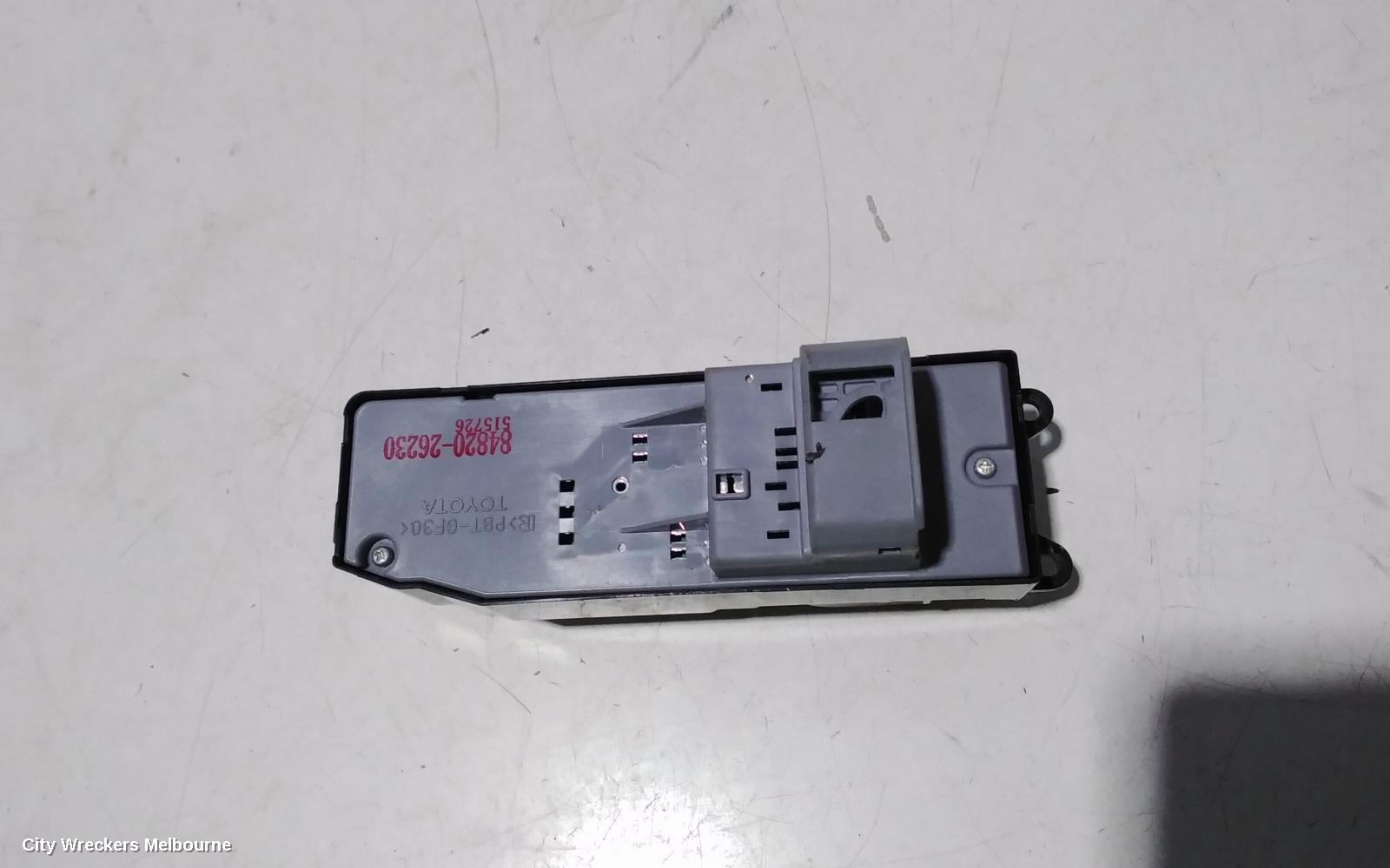 TOYOTA HIACE PWR DR WIND SWITCH, RH FRONT (MASTER SWITCH), TRH/KDH, 03/2014 - 04/2019