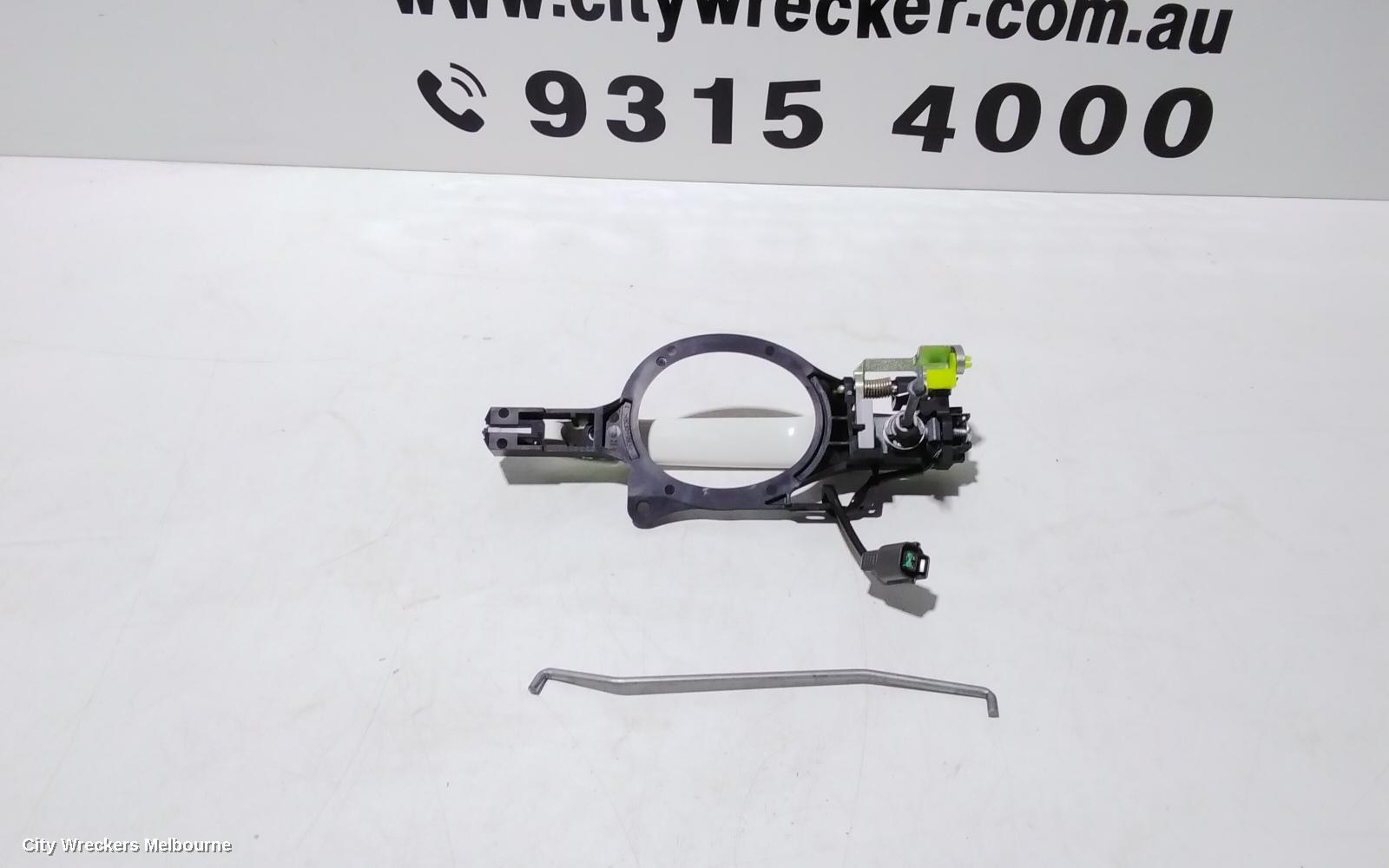 MITSUBISHI ASX DOOR HANDLE, OUTER, RH FRONT, COLOUR CODED, XA-XD, 05/2010 ONWARDS