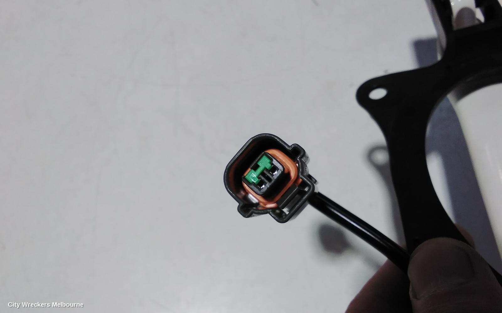 MITSUBISHI ASX DOOR HANDLE, OUTER, RH FRONT, COLOUR CODED, XA-XD, 05/2010 ONWARDS