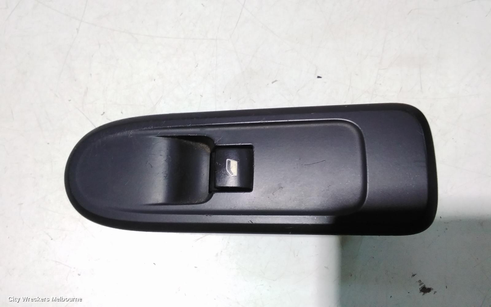 PEUGEOT 307 PWR DR WIND SWITCH, LH FRONT, HATCH, T6, 10/2005 - 06/2007