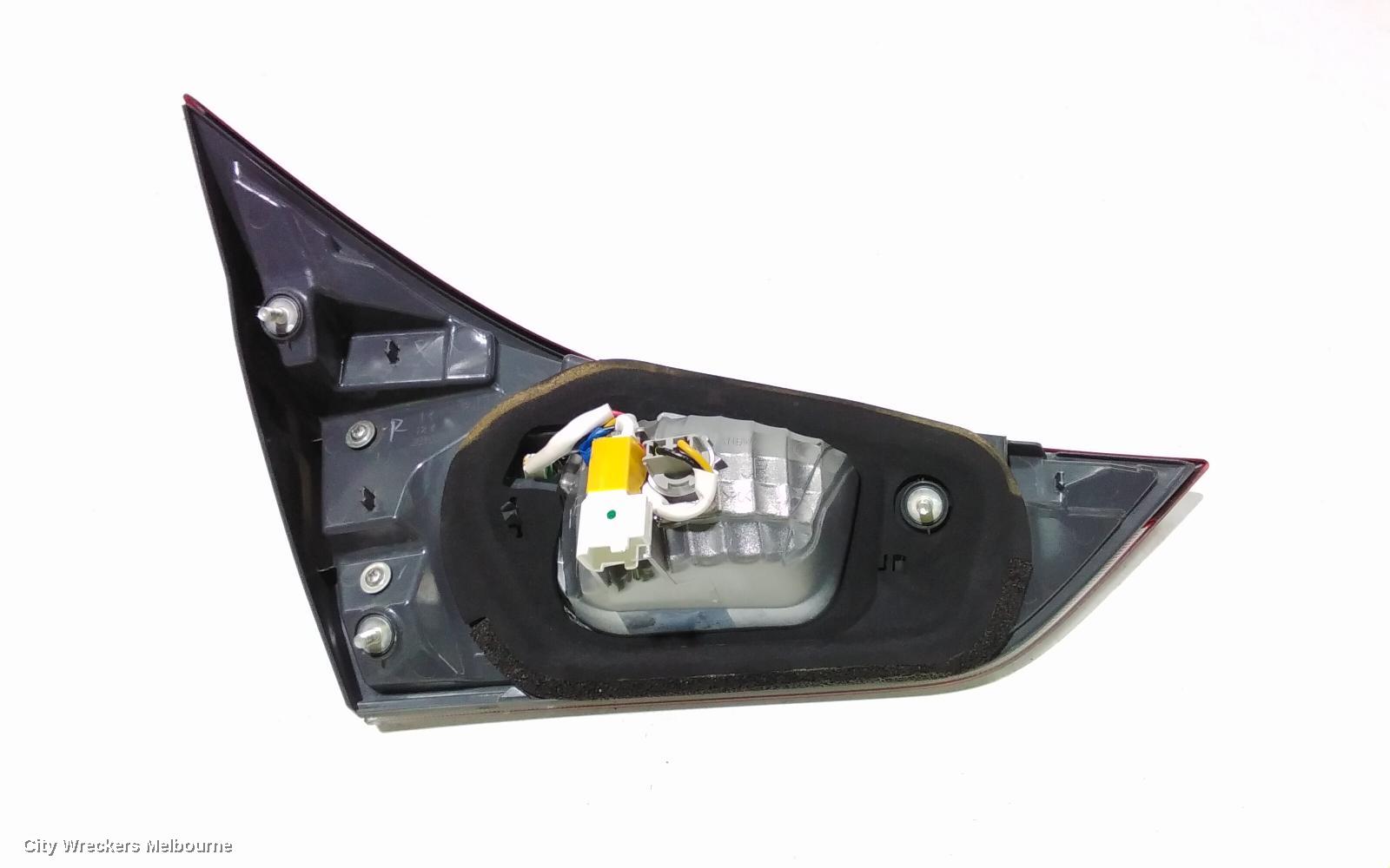 TOYOTA COROLLA REAR GARNISH, TAILGATE LAMP (RH SIDE), ZRE182R/ZWE186R, HATCH, 03/2015 - 06/2018