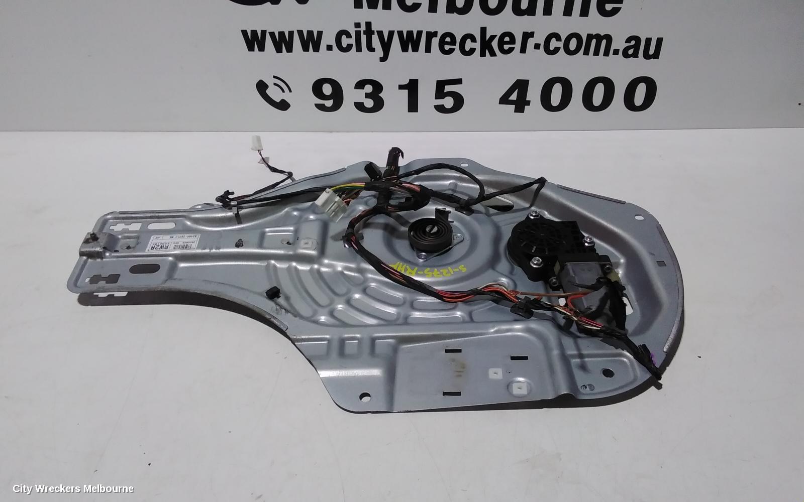 HYUNDAI TUCSON RIGHT FRONT WINDOW REG/MOTOR, JM, DOOR REG ASSY (REG AND MOTOR), 08/2004 - 01/2010