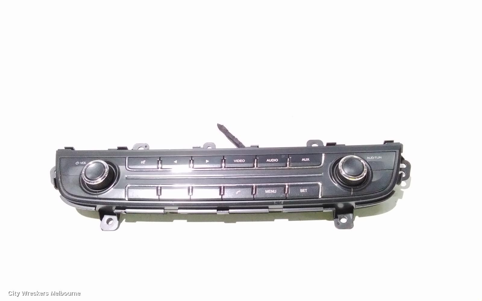 LDV G10 RADIO/CD/DVD/SAT/TV, DISPLAY UNIT, 10IN TOUCHSCREEN, SV7A/SV7C, WAGON/VAN, 04/2015 ONWARDS
