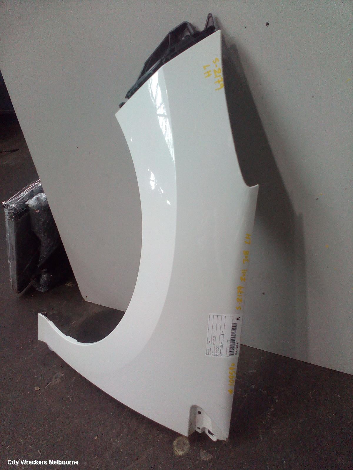 PEUGEOT 308 LEFT GUARD, T7, 09/2007 - 09/2014