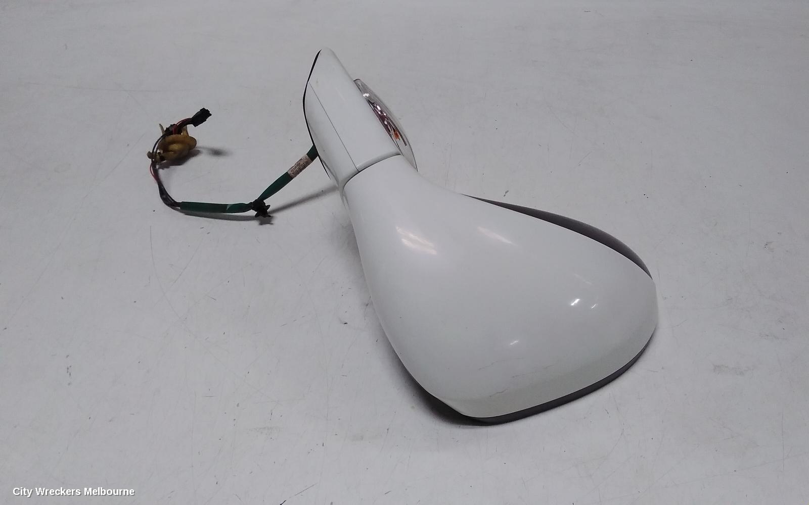 PEUGEOT 308 RIGHT DOOR MIRROR, T7, HATCH/WAGON, POWER FOLDING, 3 PLUG TYPE, 09/2007 - 12/2013