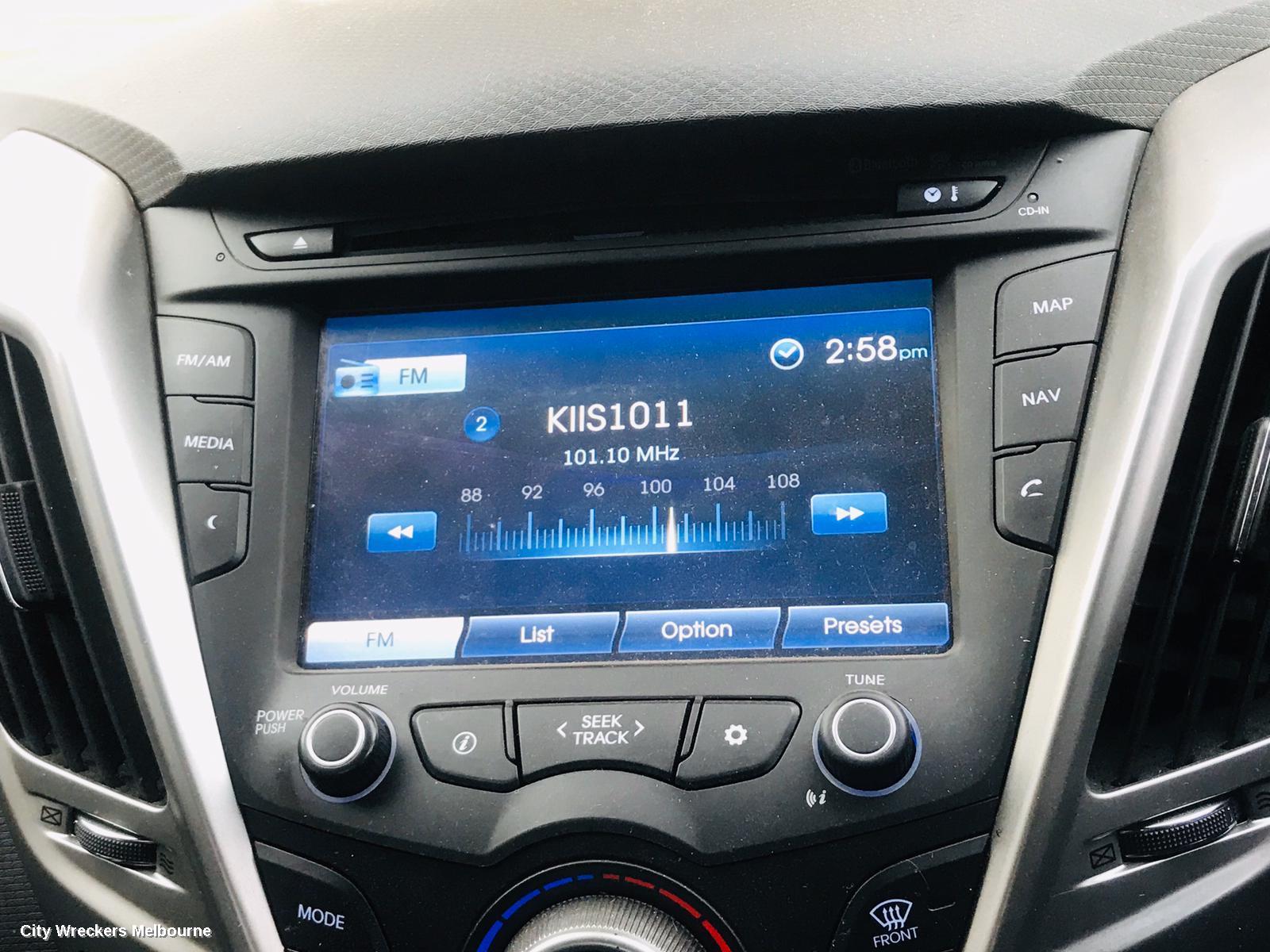 HYUNDAI VELOSTER MOUNT, FS, 10/2011 - 08/2019