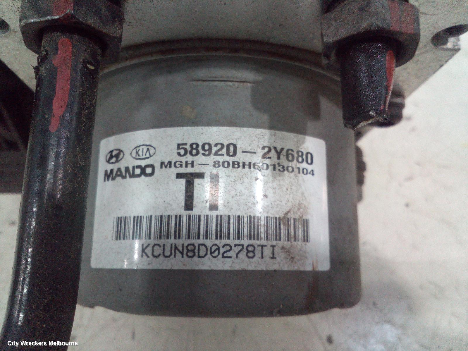 HYUNDAI IX35 ABS PUMP/MODULATOR, LM SERIES, PETROL, P/N 58920-2Y680, 11/2009 - 01/2016