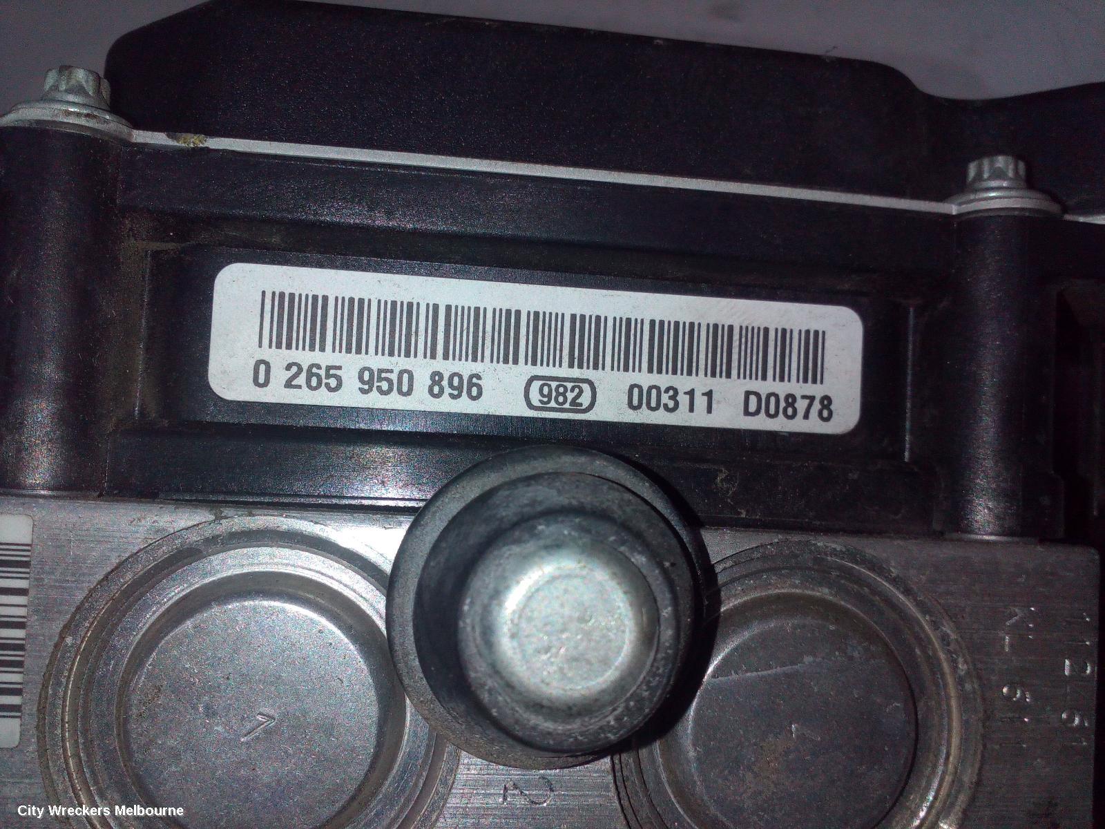 HOLDEN COMMODORE ABS PUMP/MODULATOR, VE, NON TRACTION CONTROL TYPE, 08/2006 - 04/2013