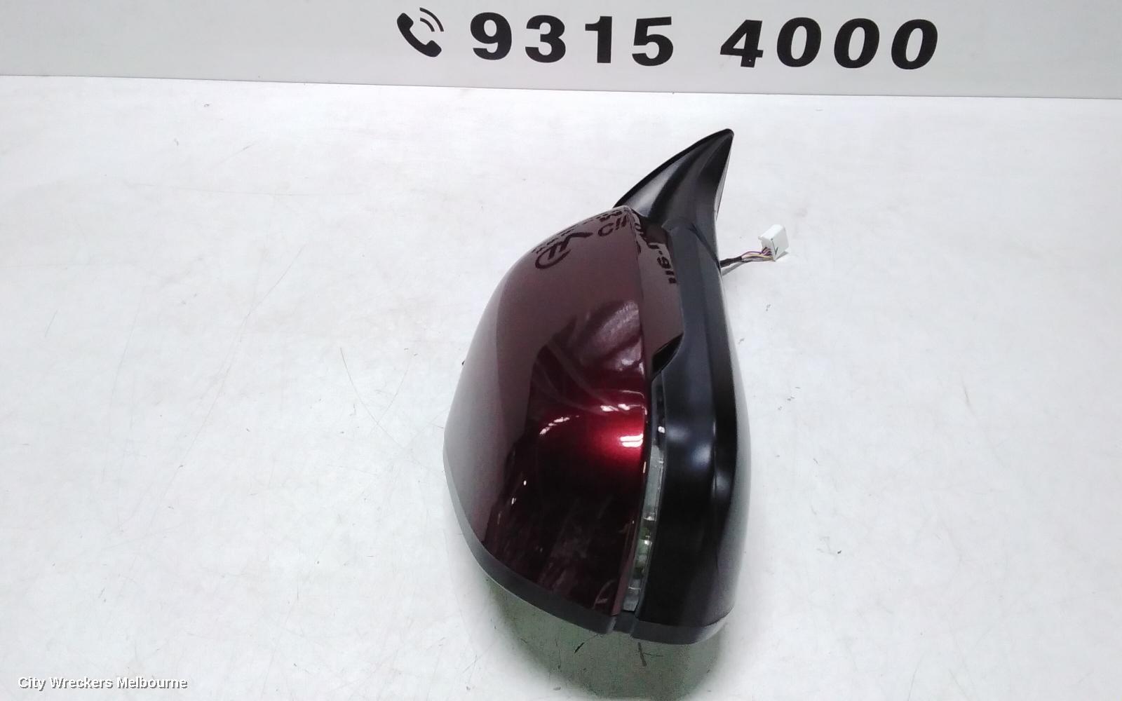 HONDA HRV RIGHT DOOR MIRROR, RU5, VTI-L, POWER FOLD, AUTO DIP TYPE (7 WIRE), 12/2014 - 06/2018