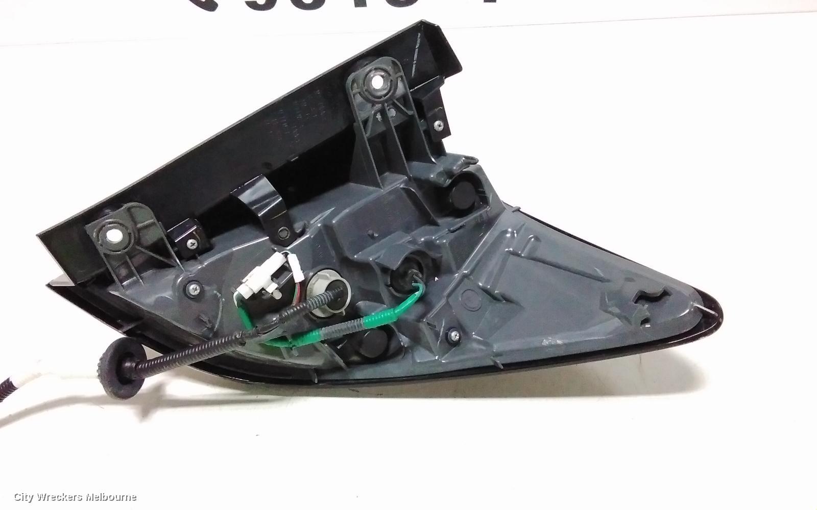 HONDA HRV LEFT TAILLIGHT, RU5, VTI-S/VTI-L, OPTICAL GUIDE TYPE, 12/2014 - 06/2018