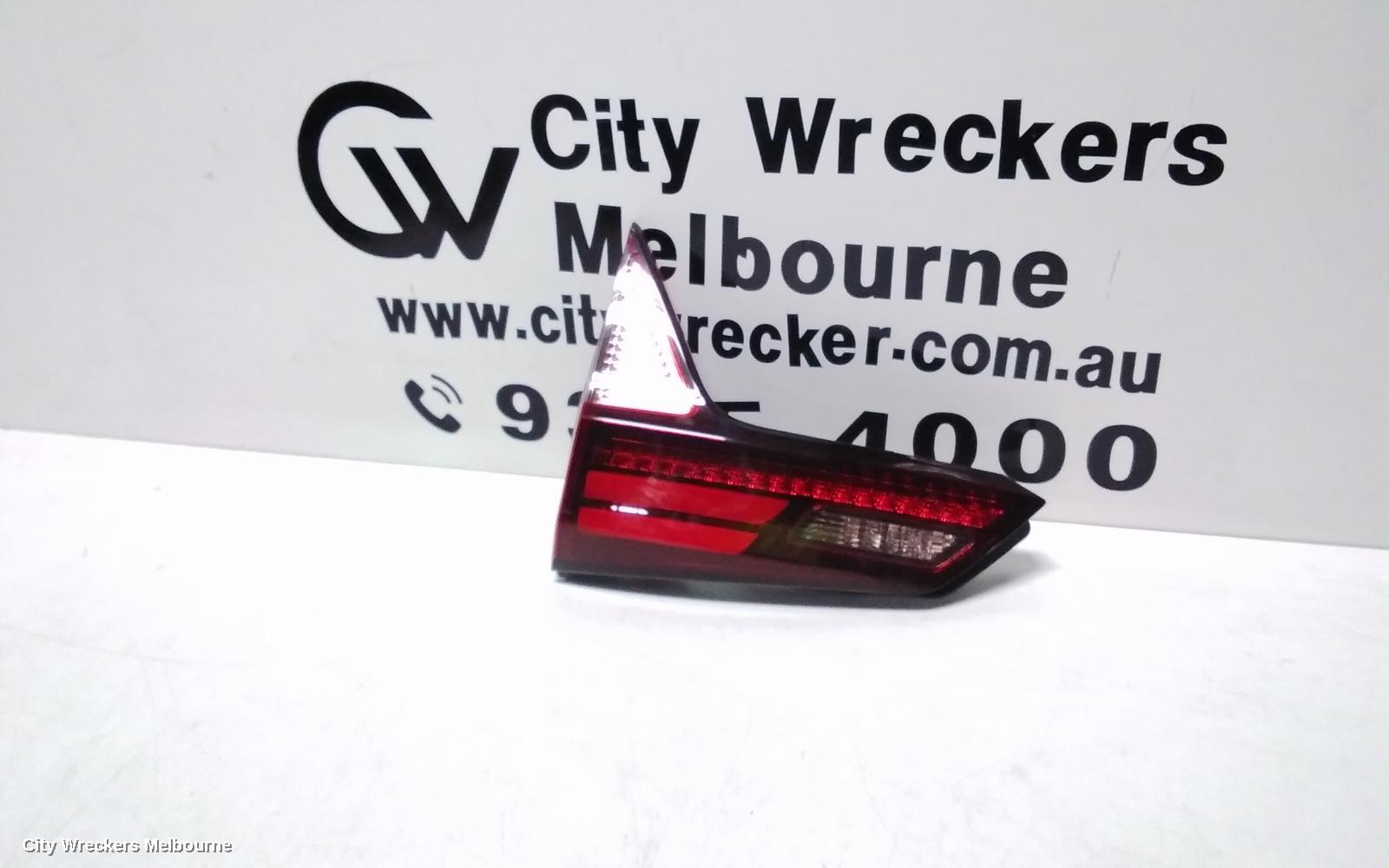 HONDA HRV REAR GARNISH, TAILGATE LAMP (RH SIDE), RU5, VTI-S/VTI-L, OPTICAL GUIDE TYPE, 12/2014 - 06/2018