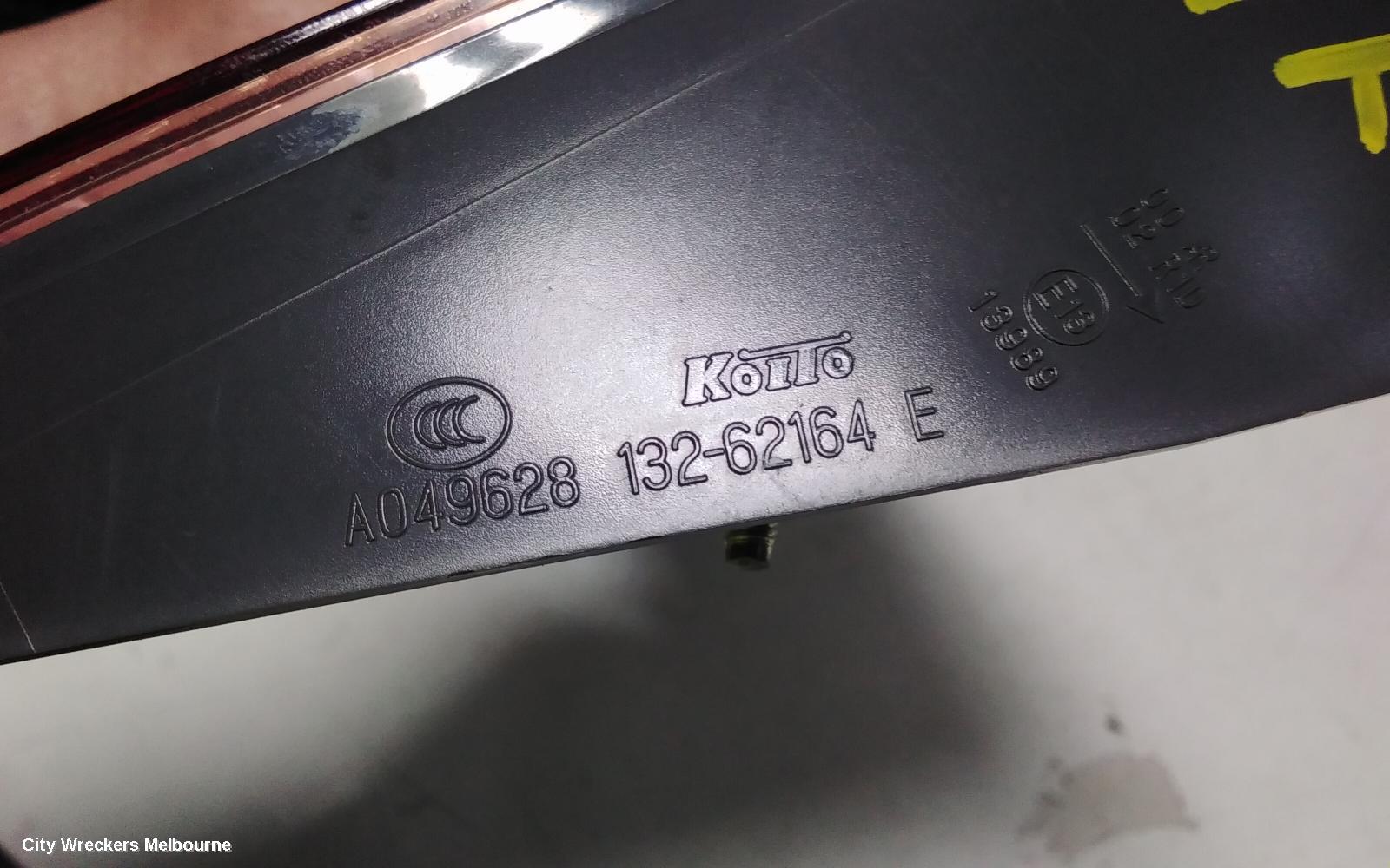 HONDA HRV REAR GARNISH, TAILGATE LAMP (RH SIDE), RU5, VTI-S/VTI-L, OPTICAL GUIDE TYPE, 12/2014 - 06/2018