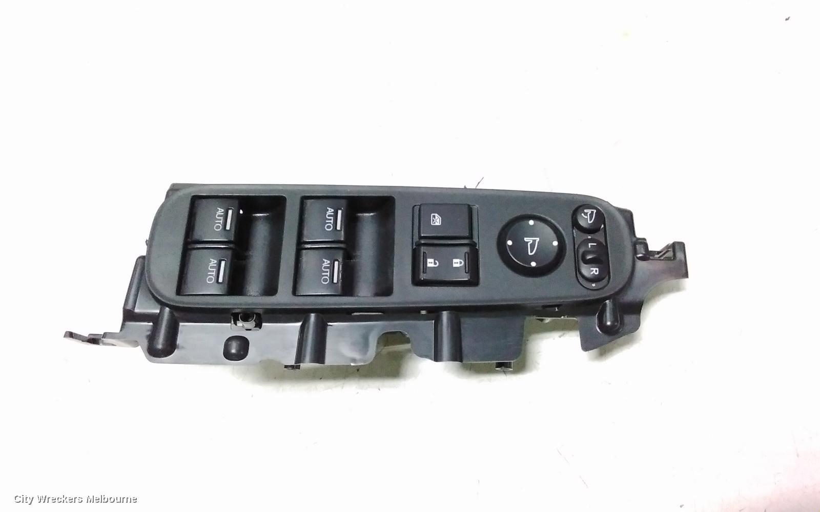 HONDA HRV PWR DR WIND SWITCH, RH FRONT (MASTER SWITCH), RU5, 12/2014 - 10/2021