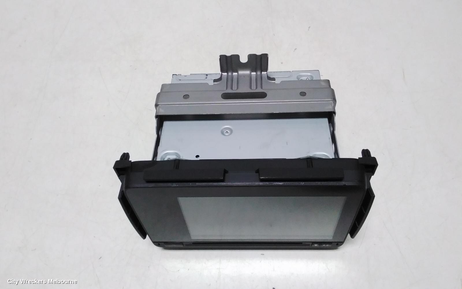 HONDA HRV RADIO/CD/DVD/SAT/TV, 7IN TOUCHSCREEN, NON SAT NAV TYPE, RU5, 12/2014 - 04/2017