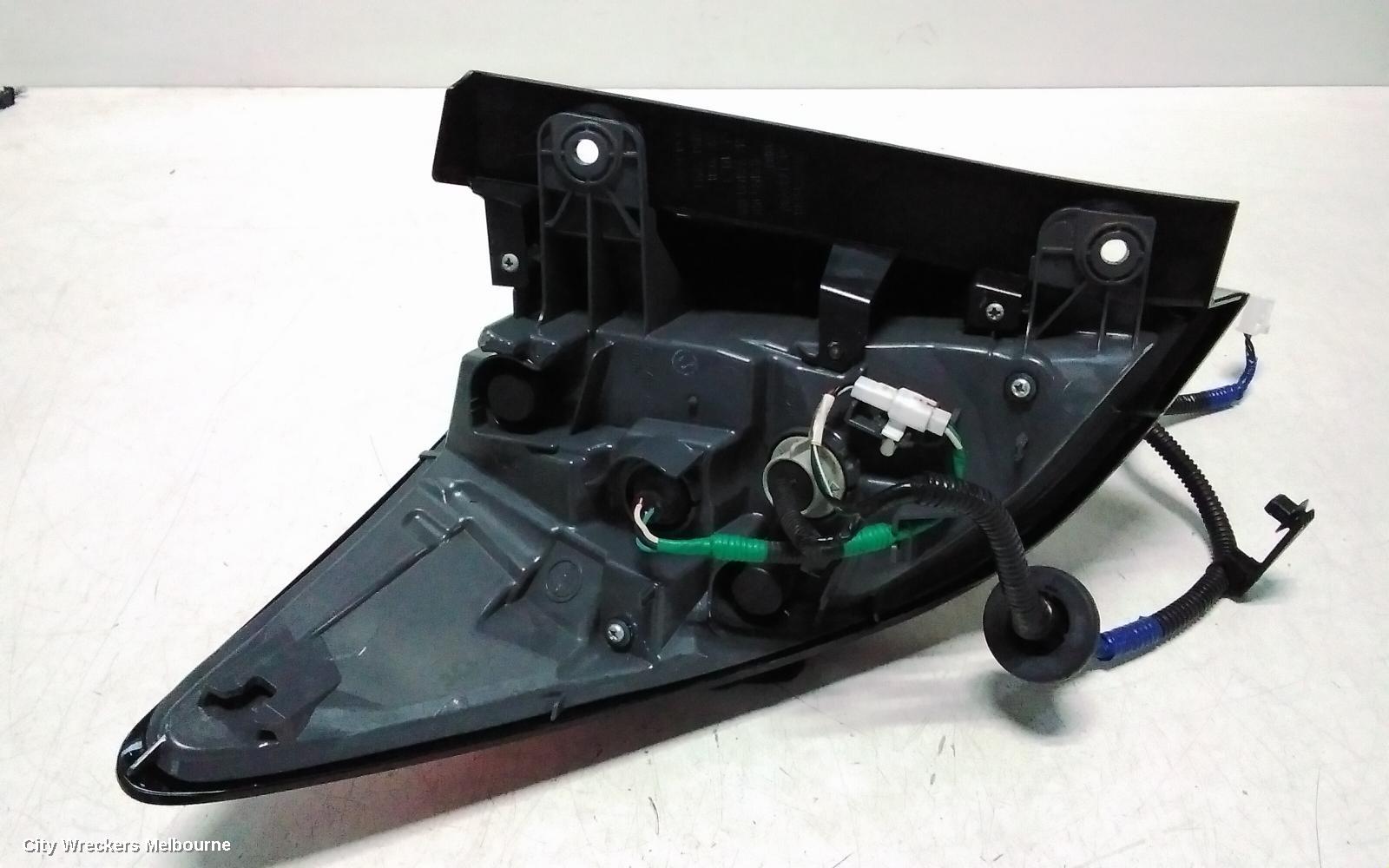 HONDA HRV RIGHT TAILLIGHT, RU5, VTI, LED, NON OPTICAL GUIDE TYPE, 12/2014 - 06/2018