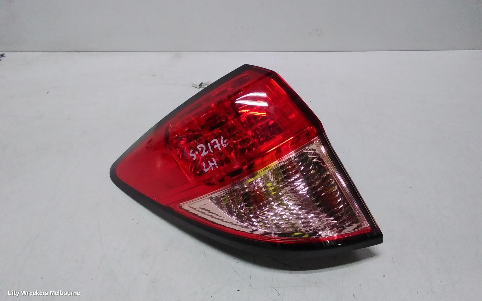HONDA HRV LEFT TAILLIGHT, RU5, VTI, LED, NON OPTICAL GUIDE TYPE, 12/2014 - 06/2018