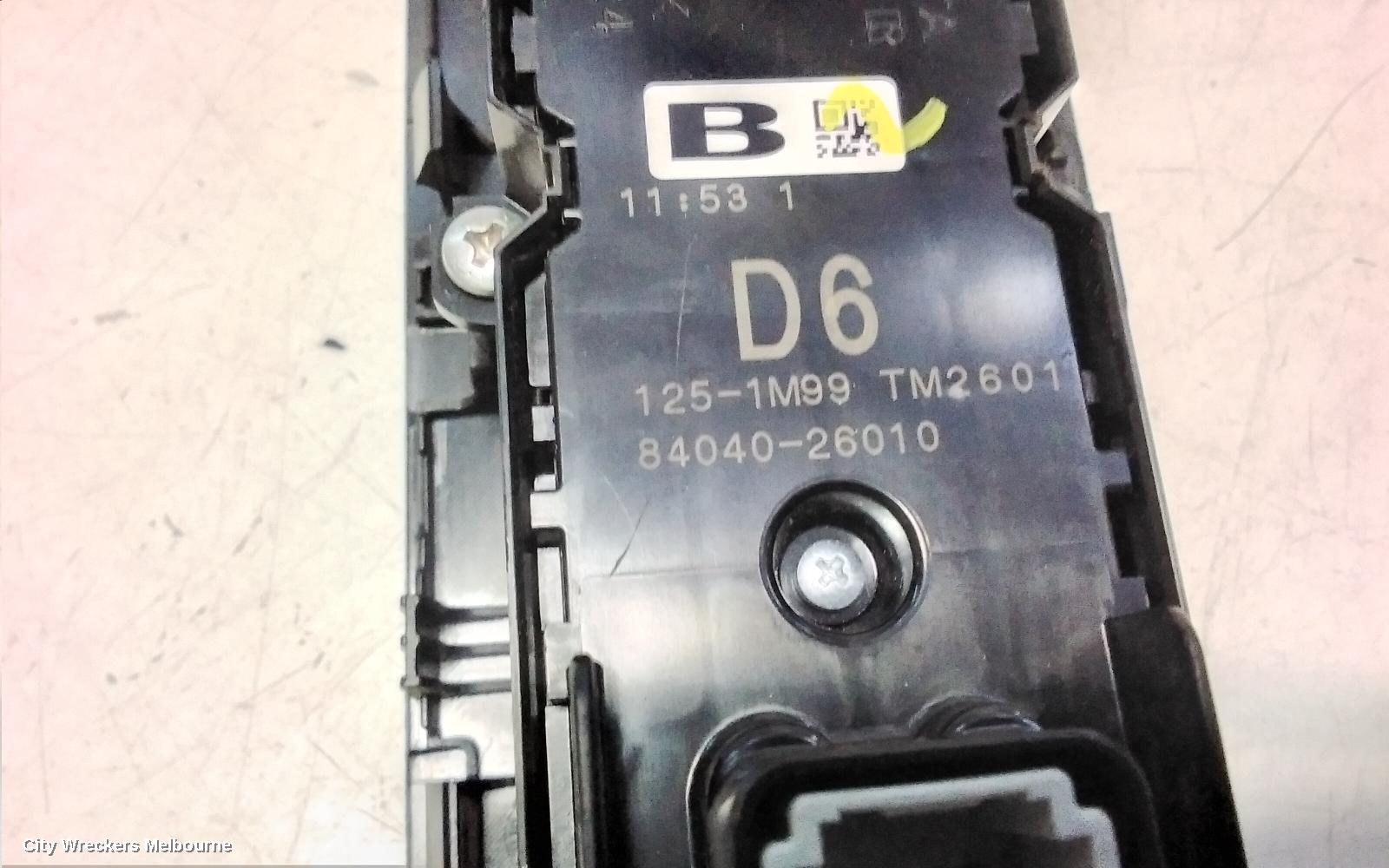 TOYOTA HIACE PWR DR WIND SWITCH, RH FRONT (MASTER SWITCH), 300 SERIES, 04/2019 ONWARDS