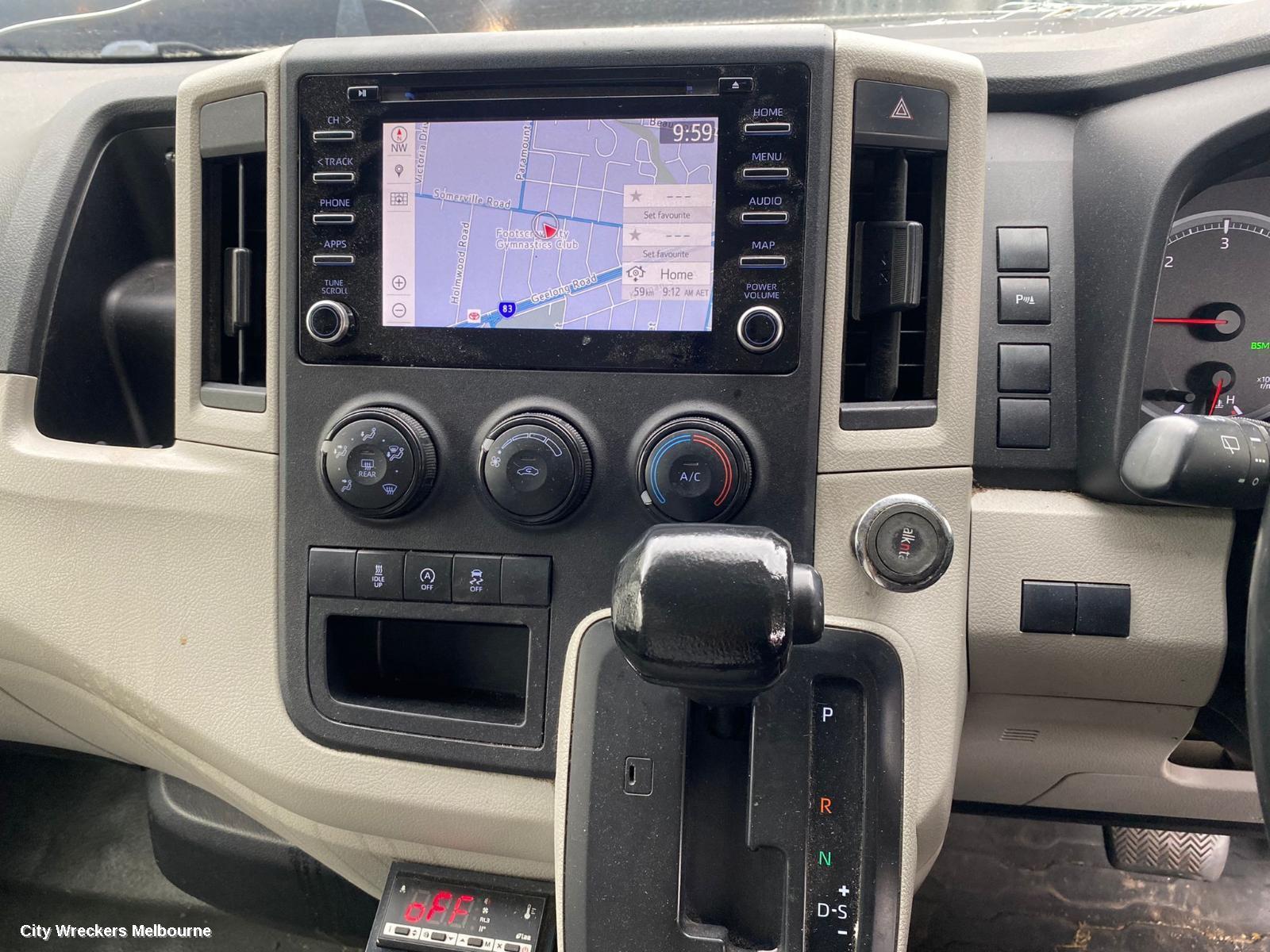 TOYOTA HIACE RADIO/CD/DVD/SAT/TV, 300 SERIES, HEAD UNIT, W/ DISPLAY UNIT, 8IN TOUCHSCREEN, W/ CD TYPE, 02/2019 - 10/2023