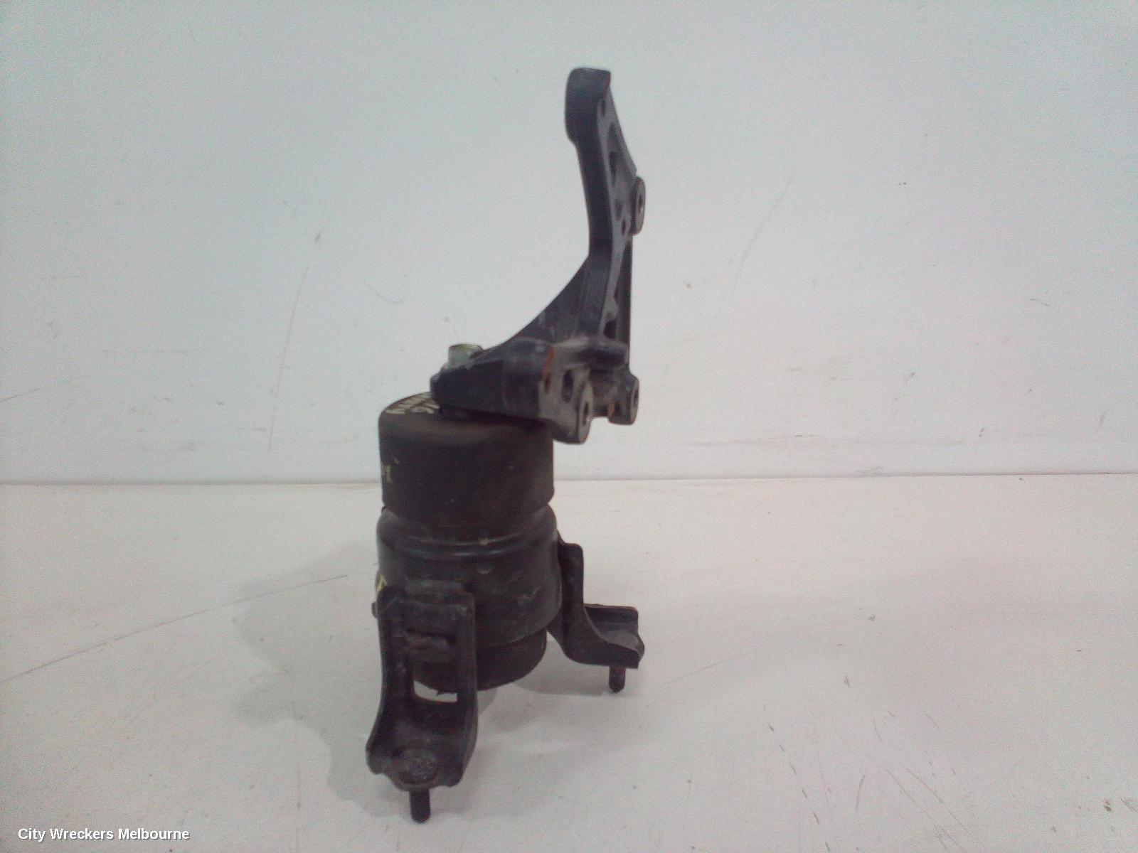 TOYOTA CAMRY MOUNT, XV50, 05/2015 - 10/2017