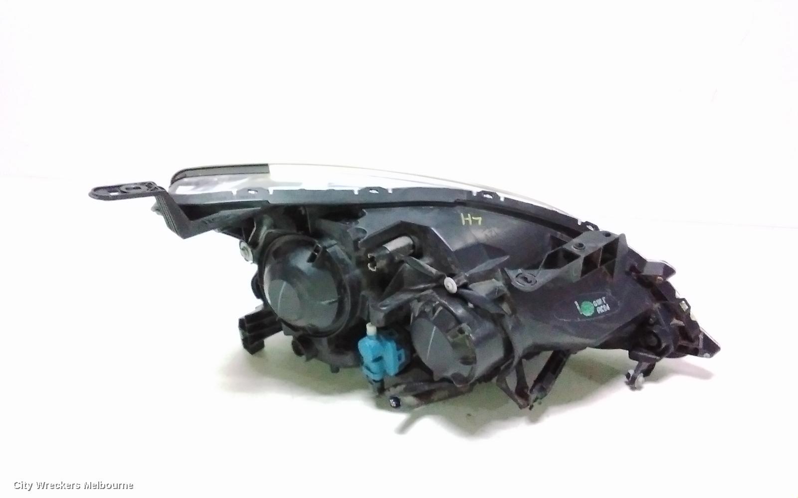 NISSAN PULSAR LEFT HEADLAMP, B17, SEDAN, ST, HALOGEN TYPE, 12/2012 - 12/2017