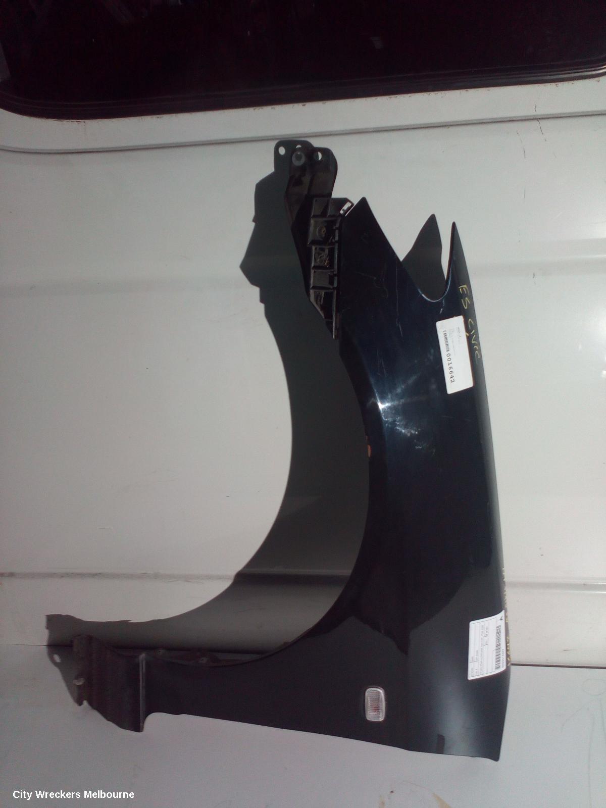 HONDA CIVIC LEFT GUARD, 7TH GEN, SEDAN, W/ REPEATER (AUST TYPE), 11/2000 - 01/2004