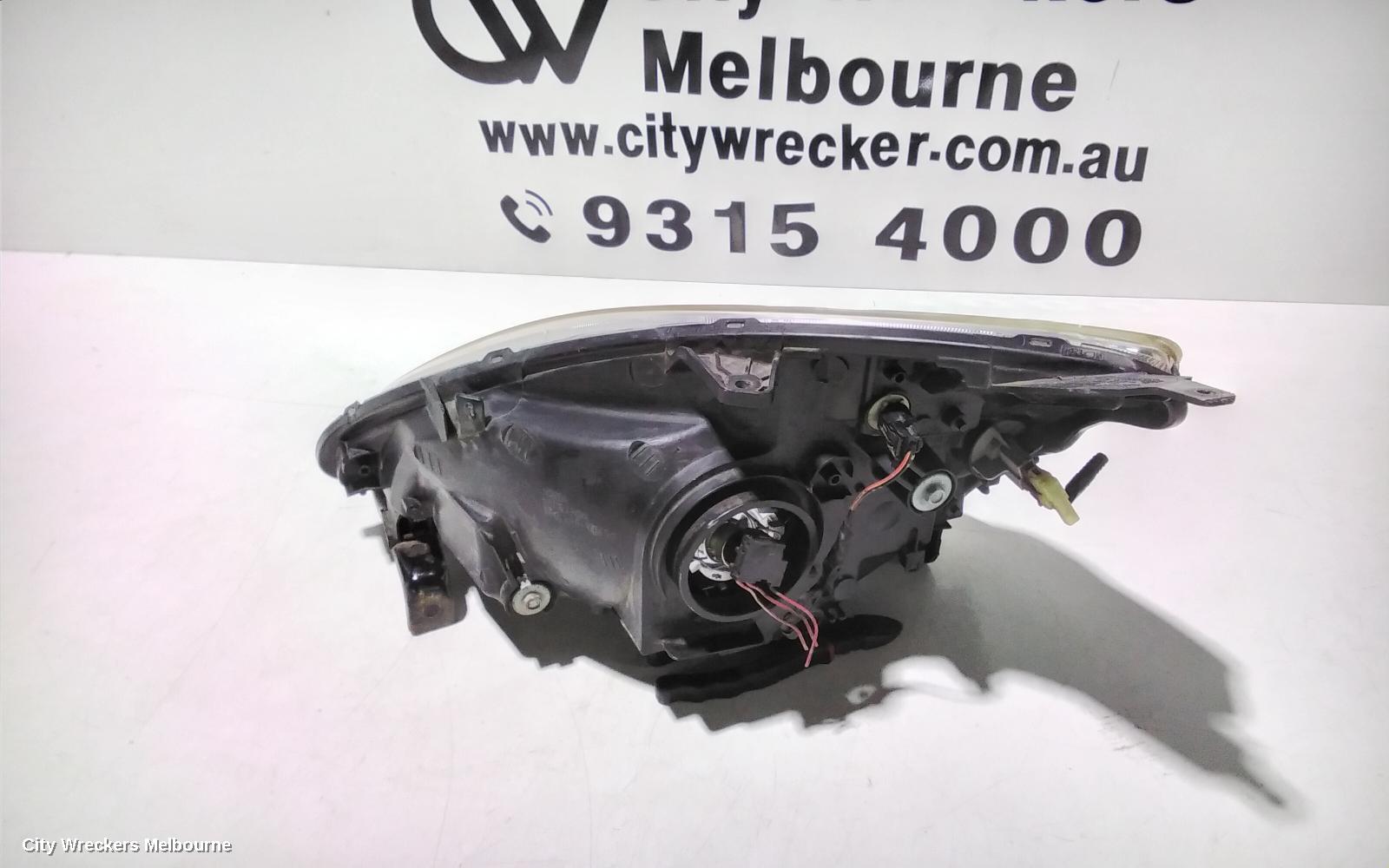 HONDA CIVIC RIGHT HEADLAMP, 7TH GEN, 5DR HATCH (AUST TYPE), 11/2000 - 10/2003