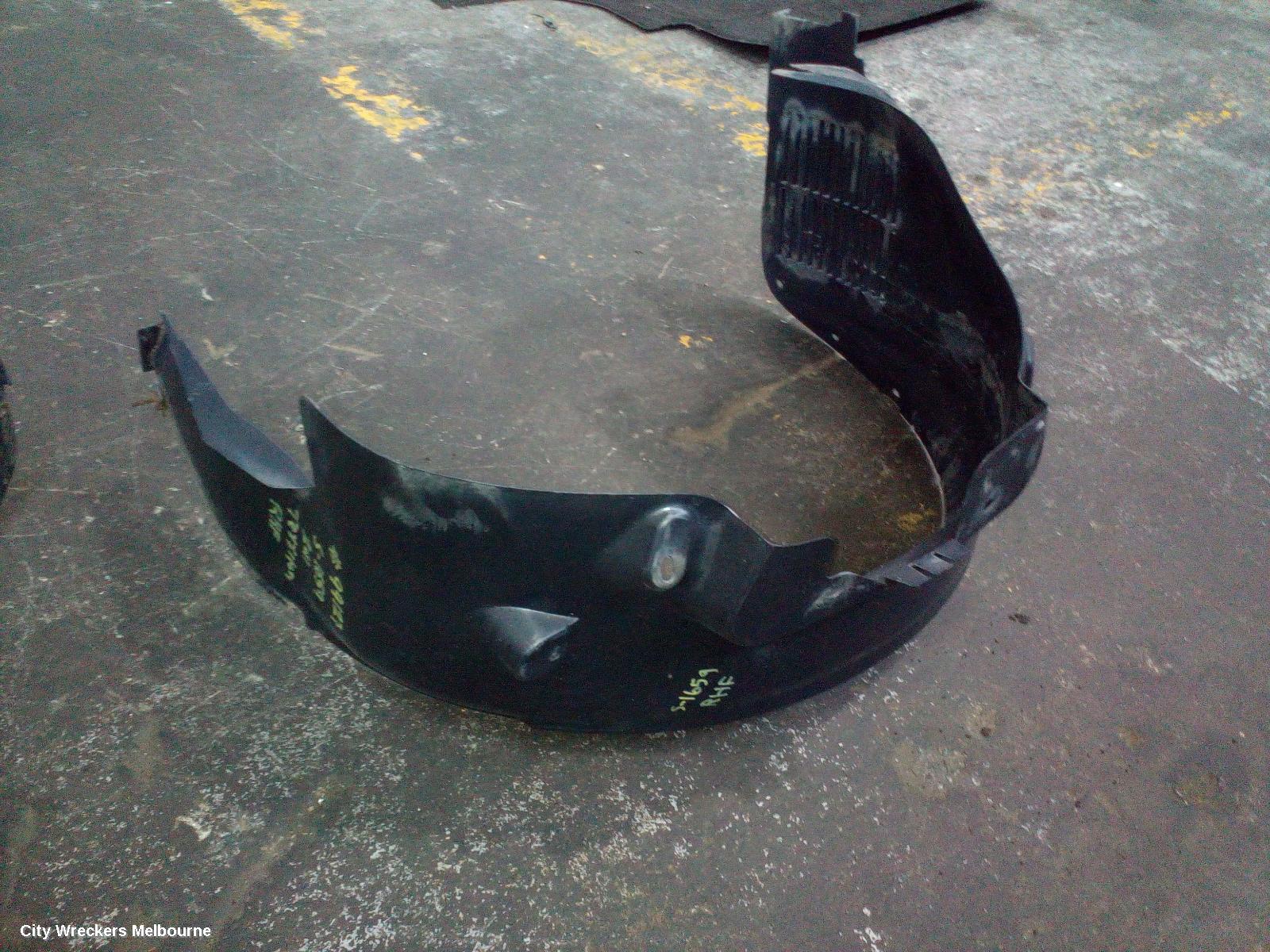 FORD TERRITORY RIGHT GUARD LINER, SZ MKI-MKII, 04/2011 - 12/2016