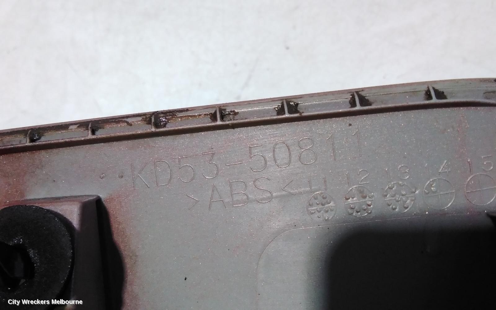 MAZDA CX5 REAR GARNISH, TAILGATE GARNISH (CENTRE), W/ REV CAMERA & SUNROOF TYPE, 02/2012 - 12/2016