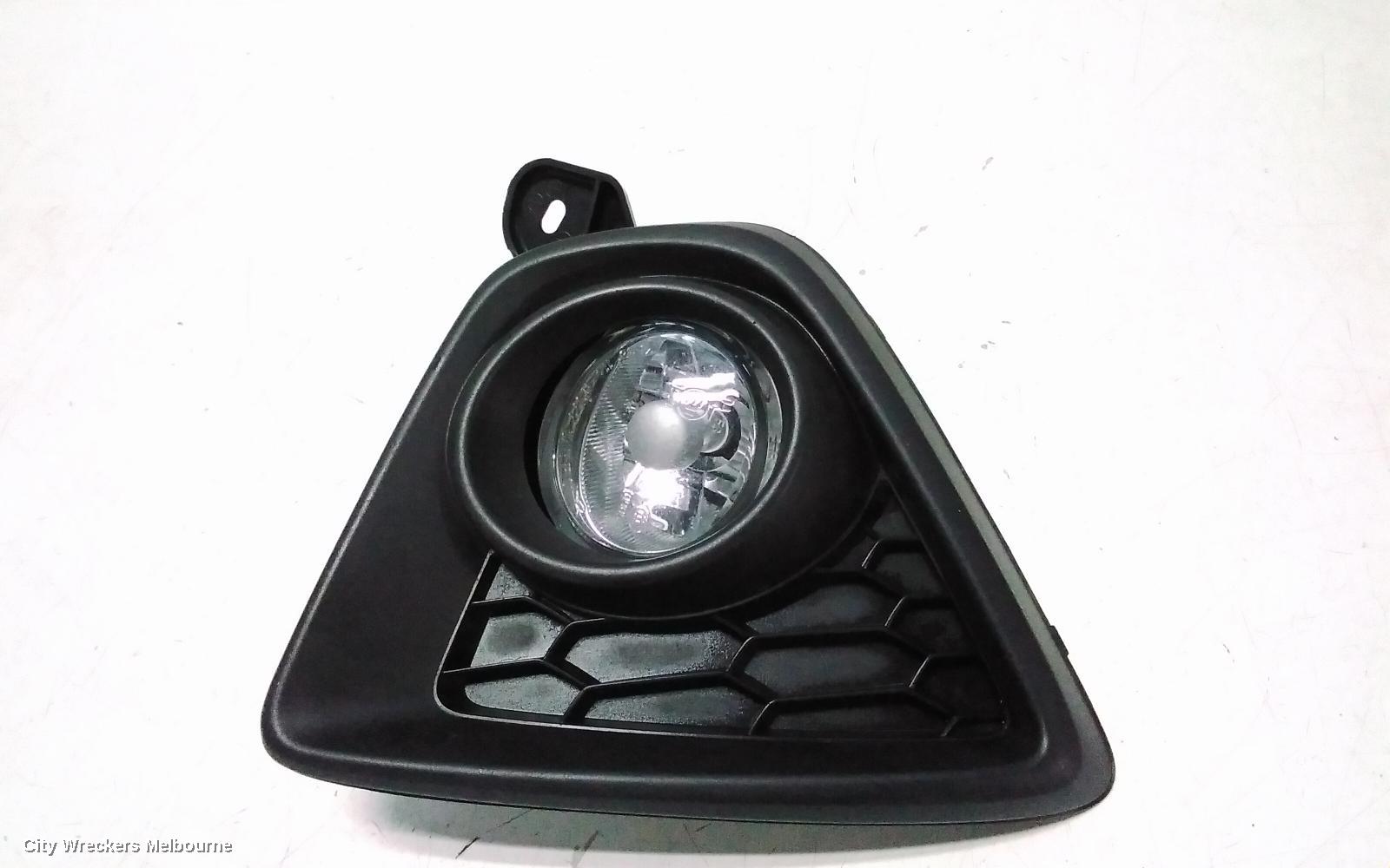 MAZDA CX5 RIGHT INDICATOR/FOG/SIDE, BUMPER FOGLAMP, KE, 02/2012 - 12/2014