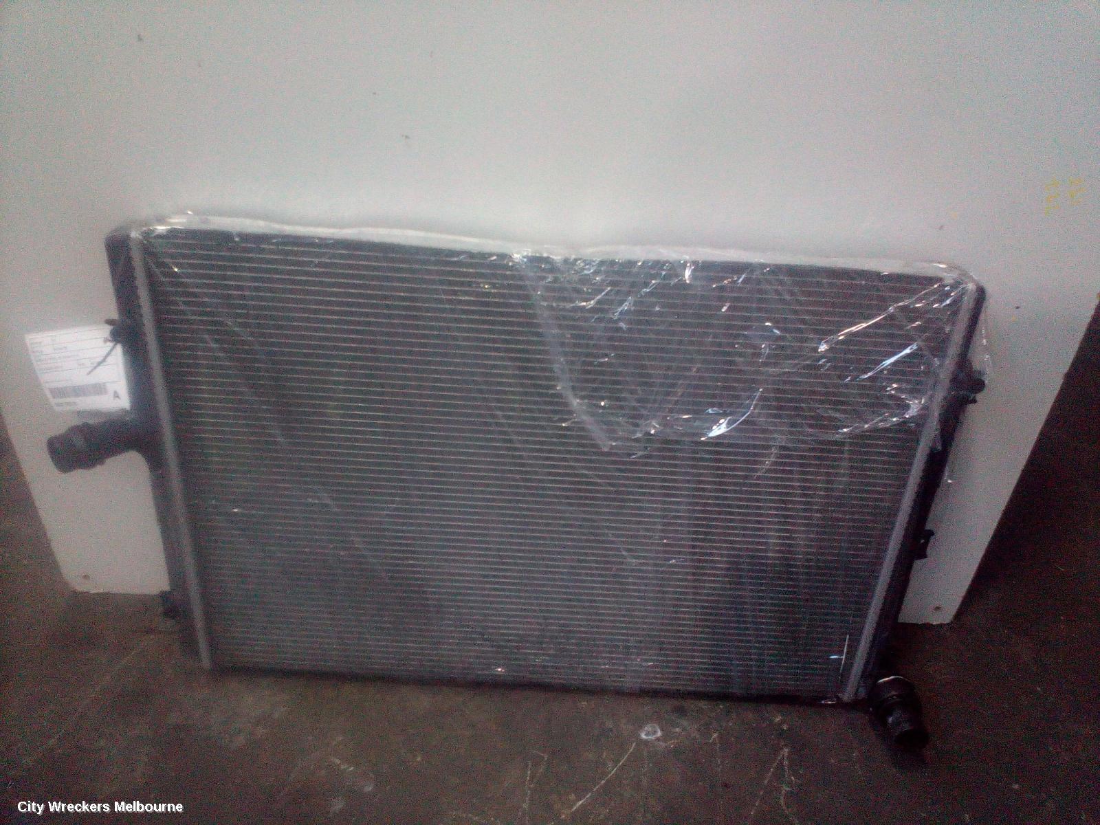 AUDI TT RADIATOR, AUTO, 2.0, PETROL, 8J, 09/2006 - 12/2014