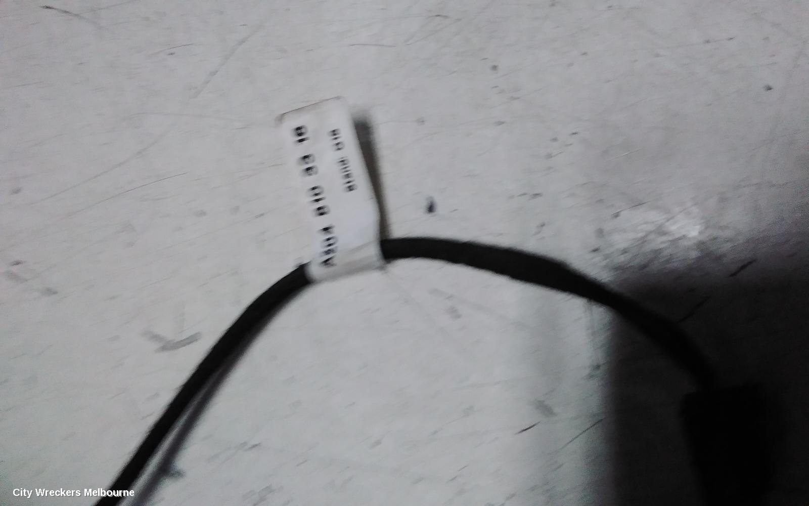 MERCEDES C CLASS LEFT DOOR MIRROR, C204, MANUAL FOLD, NON AUTO DIM, NON  BLIND SPOT, NON MEMORY, 05/2011 - 04/2015