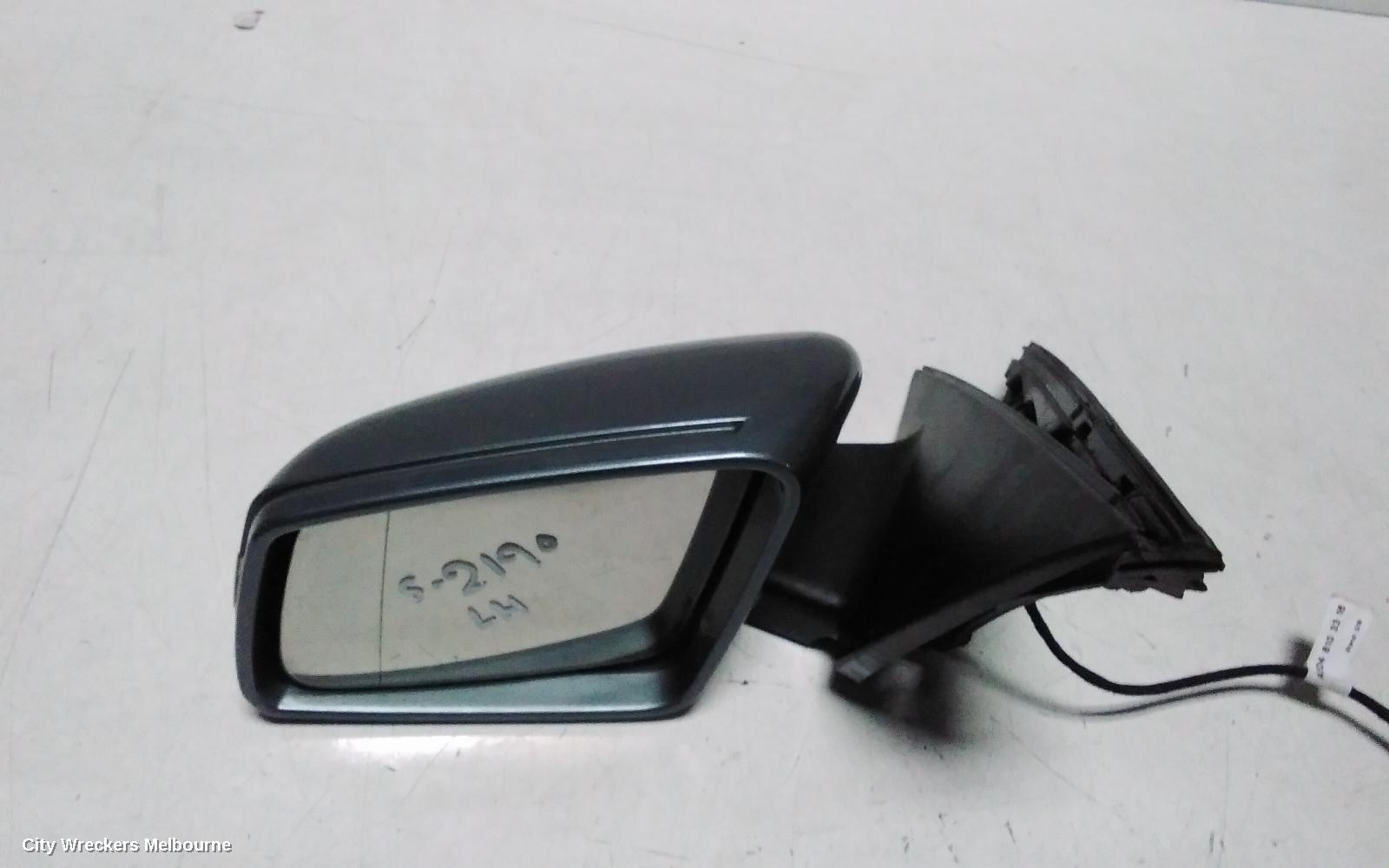MERCEDES C CLASS LEFT DOOR MIRROR, C204, MANUAL FOLD, NON AUTO DIM, NON  BLIND SPOT, NON MEMORY, 05/2011 - 04/2015
