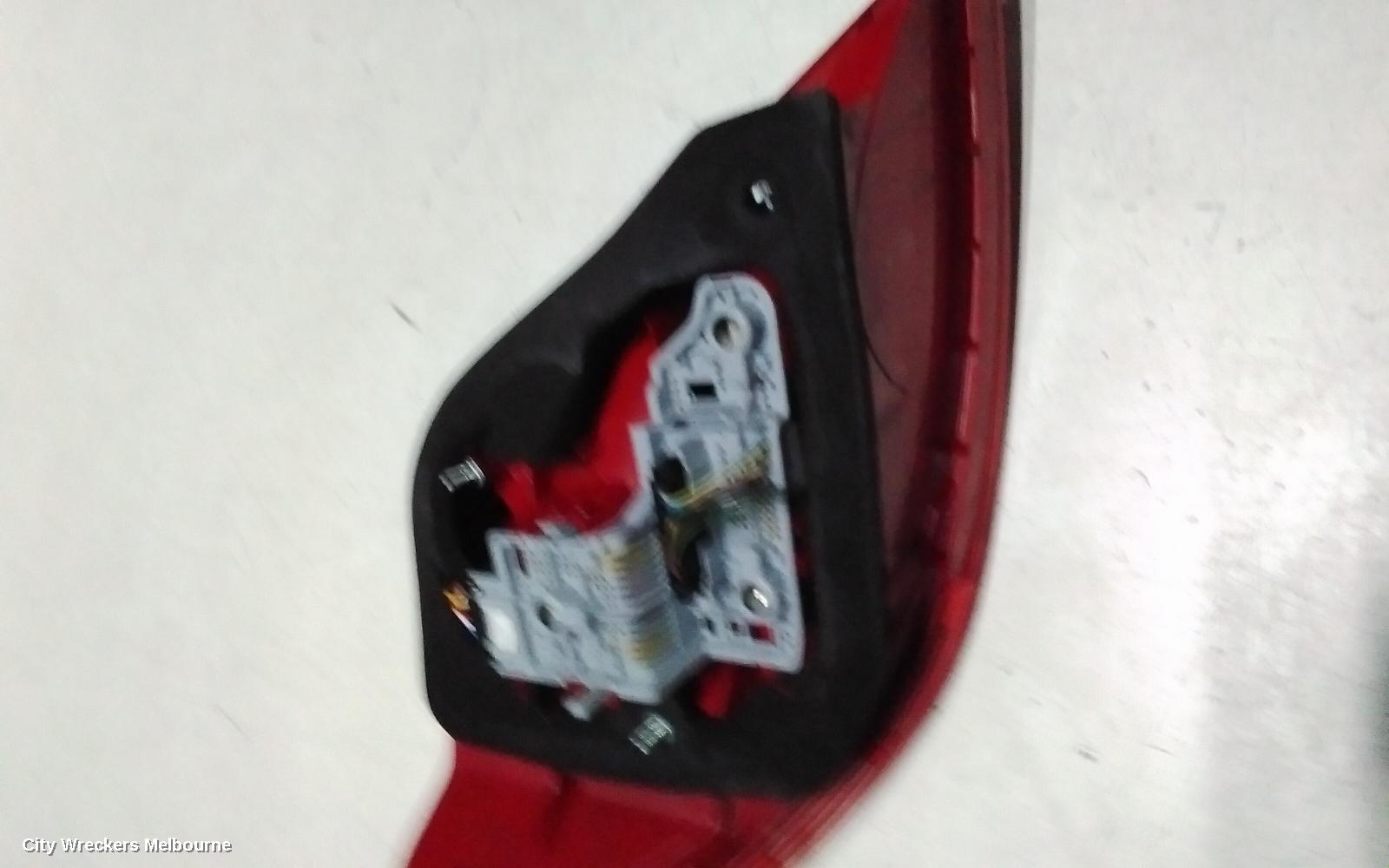 MERCEDES C CLASS RIGHT TAILLIGHT, W204, SEDAN, LED TYPE, 03/2011 - 07/2014