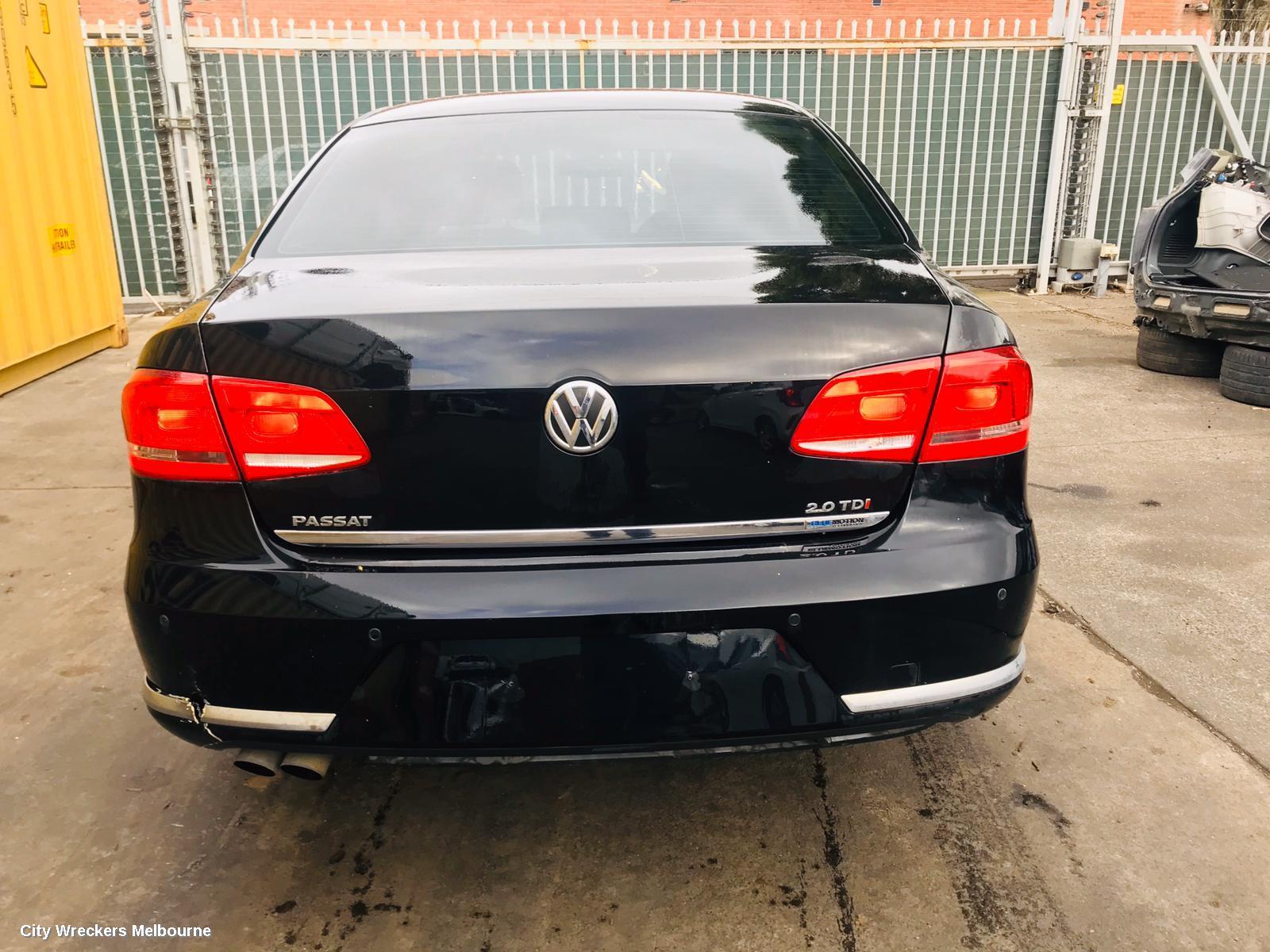 VOLKSWAGEN PASSAT AIRBAG MODULE/SENSOR, MODULE, 3C/MK6 B7, SEDAN, 06/2011 - 09/2012