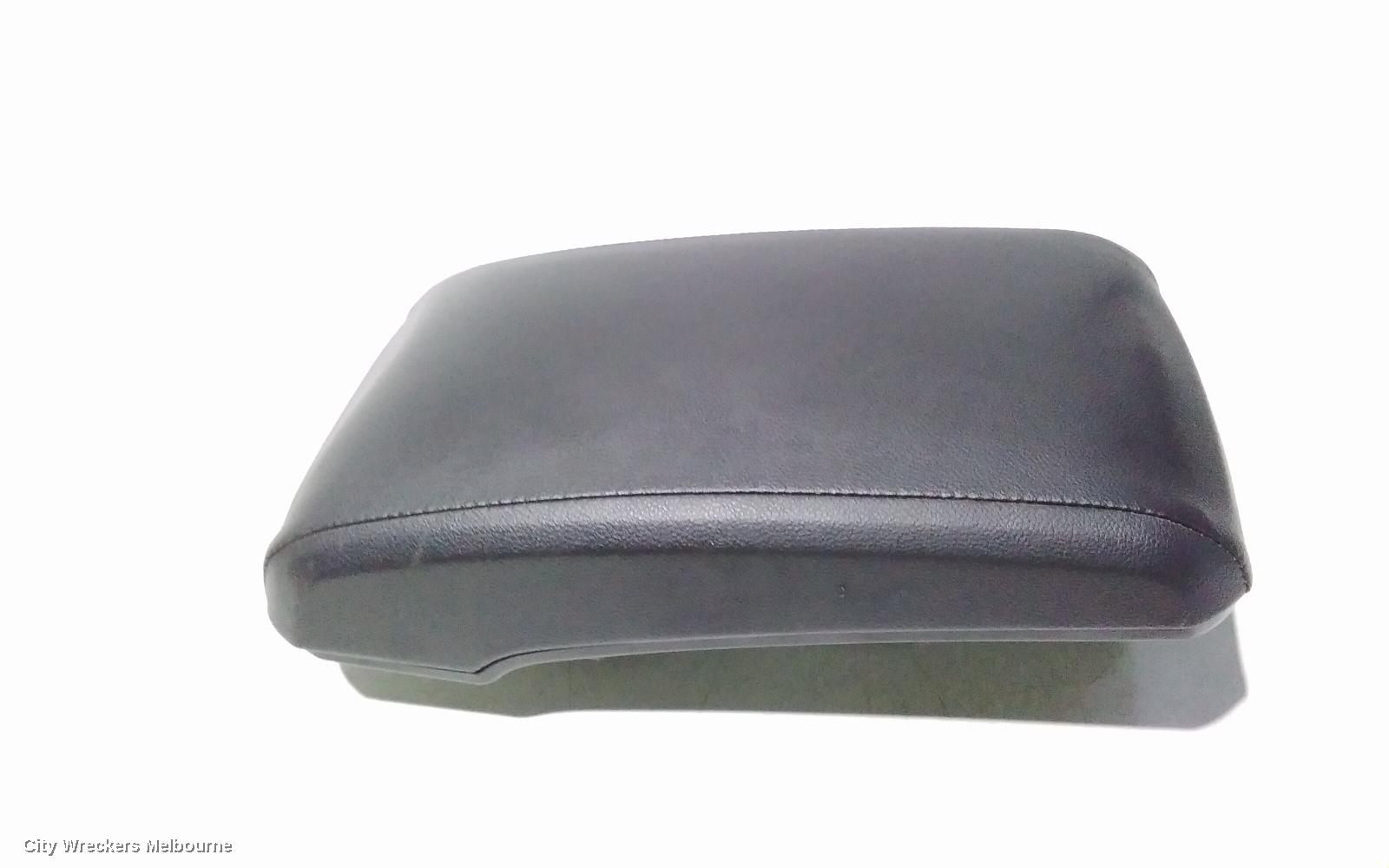 HOLDEN COLORADO CONSOLE, RG, CENTRE CONSOLE LID ONLY, LEATHER, BLACK, 06/2012 - 12/2020