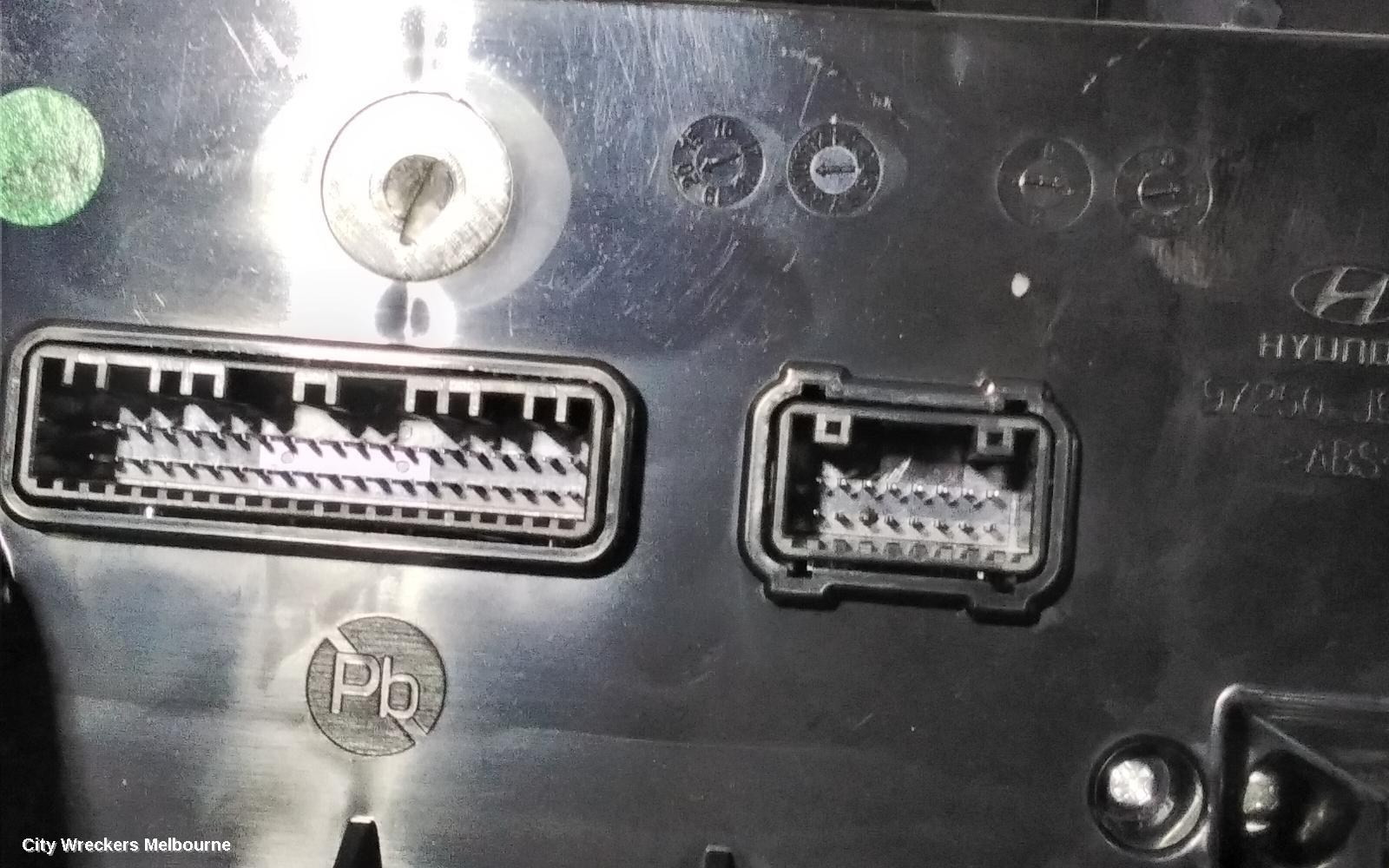 HYUNDAI KONA HEATER/AC CONTROLS, OS, 5 BUTTON, CLIMATE CONTROL TYPE, 09/2017 - 07/2023