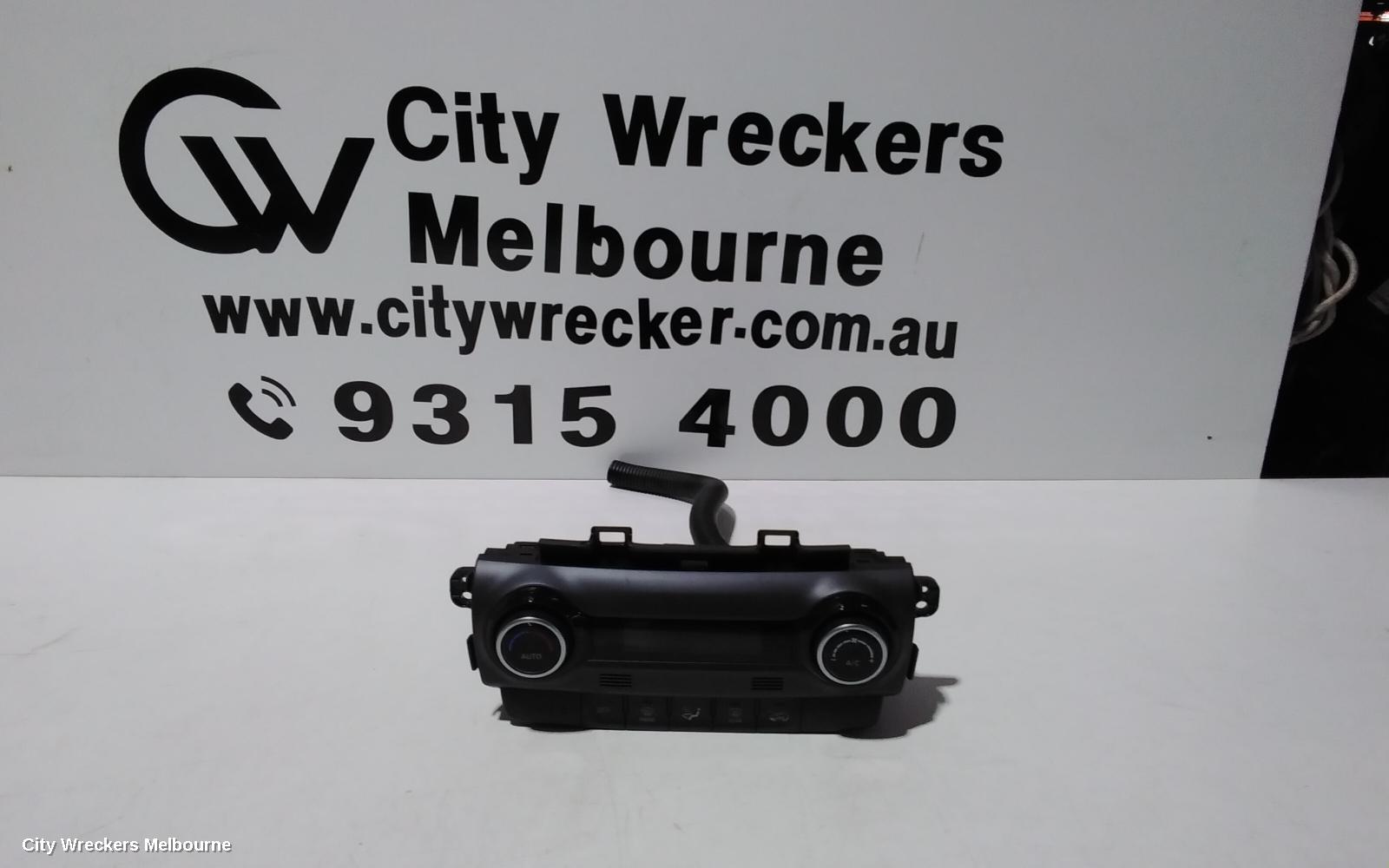 HYUNDAI KONA HEATER/AC CONTROLS, OS, 5 BUTTON, CLIMATE CONTROL TYPE, 09/2017 - 07/2023