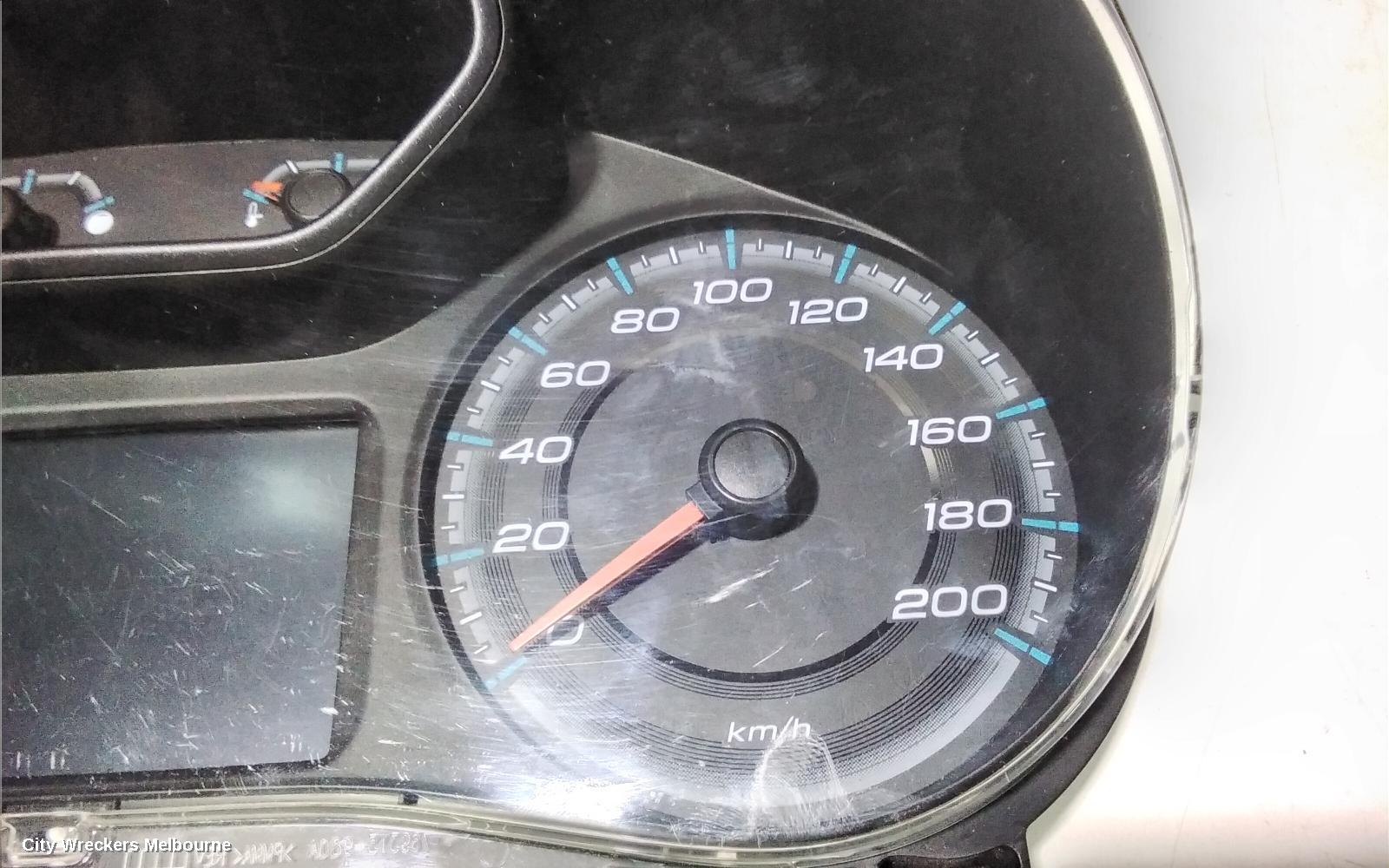 HOLDEN COLORADO INSTRUMENT CLUSTER, AUTO T/M, RG, 07/2016 - 12/2020