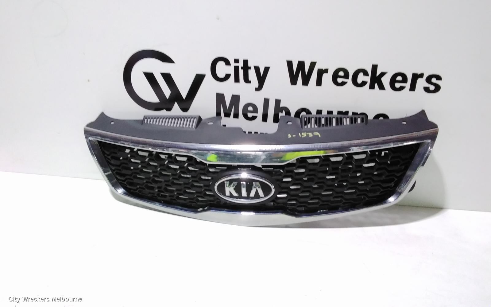 KIA CERATO GRILLE, RADIATOR GRILLE, TD, BLACK/CHROME, HATCH/SEDAN, 10/2008 - 03/2013