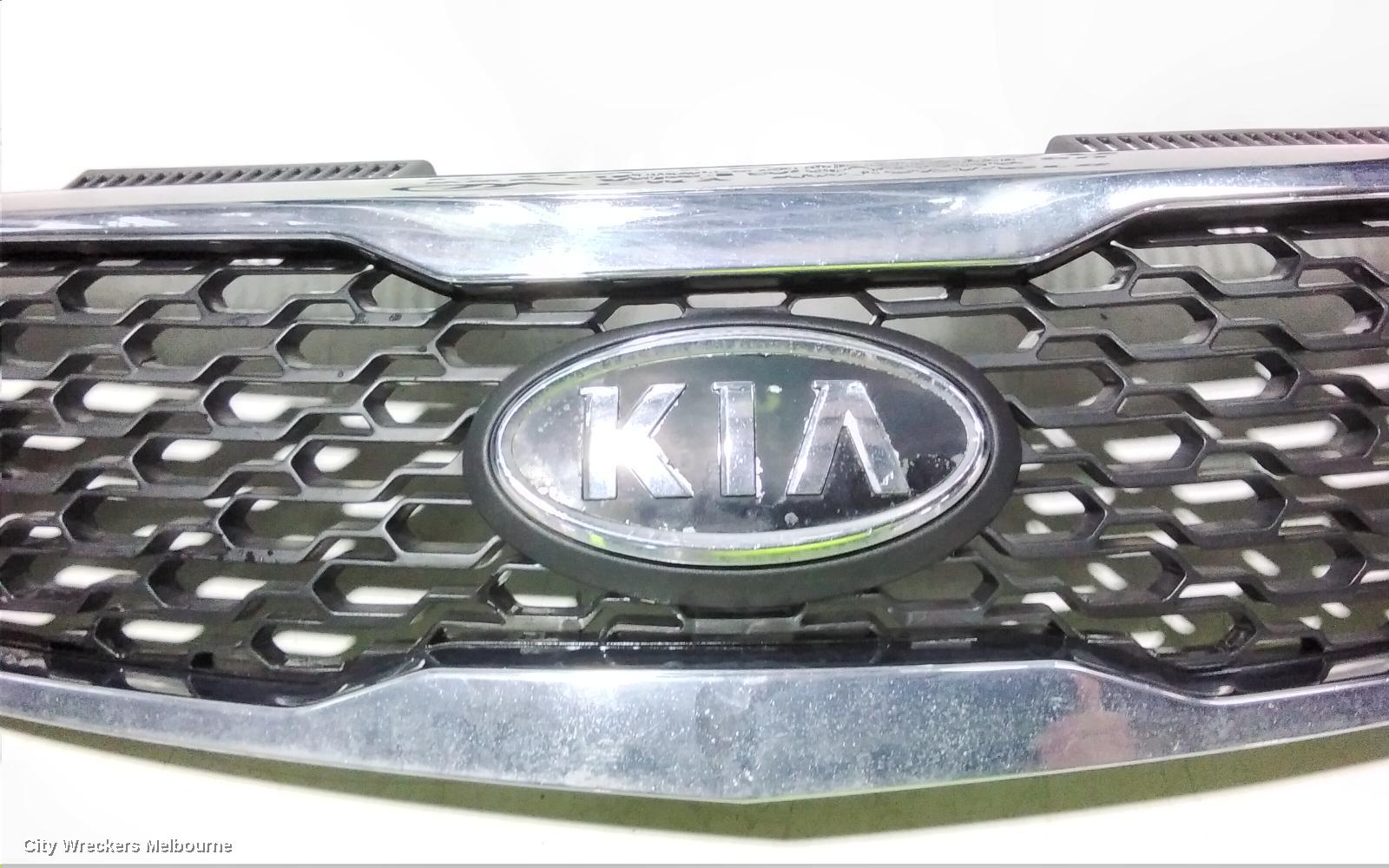 KIA CERATO GRILLE, RADIATOR GRILLE, TD, BLACK/CHROME, HATCH/SEDAN, 10/2008 - 03/2013