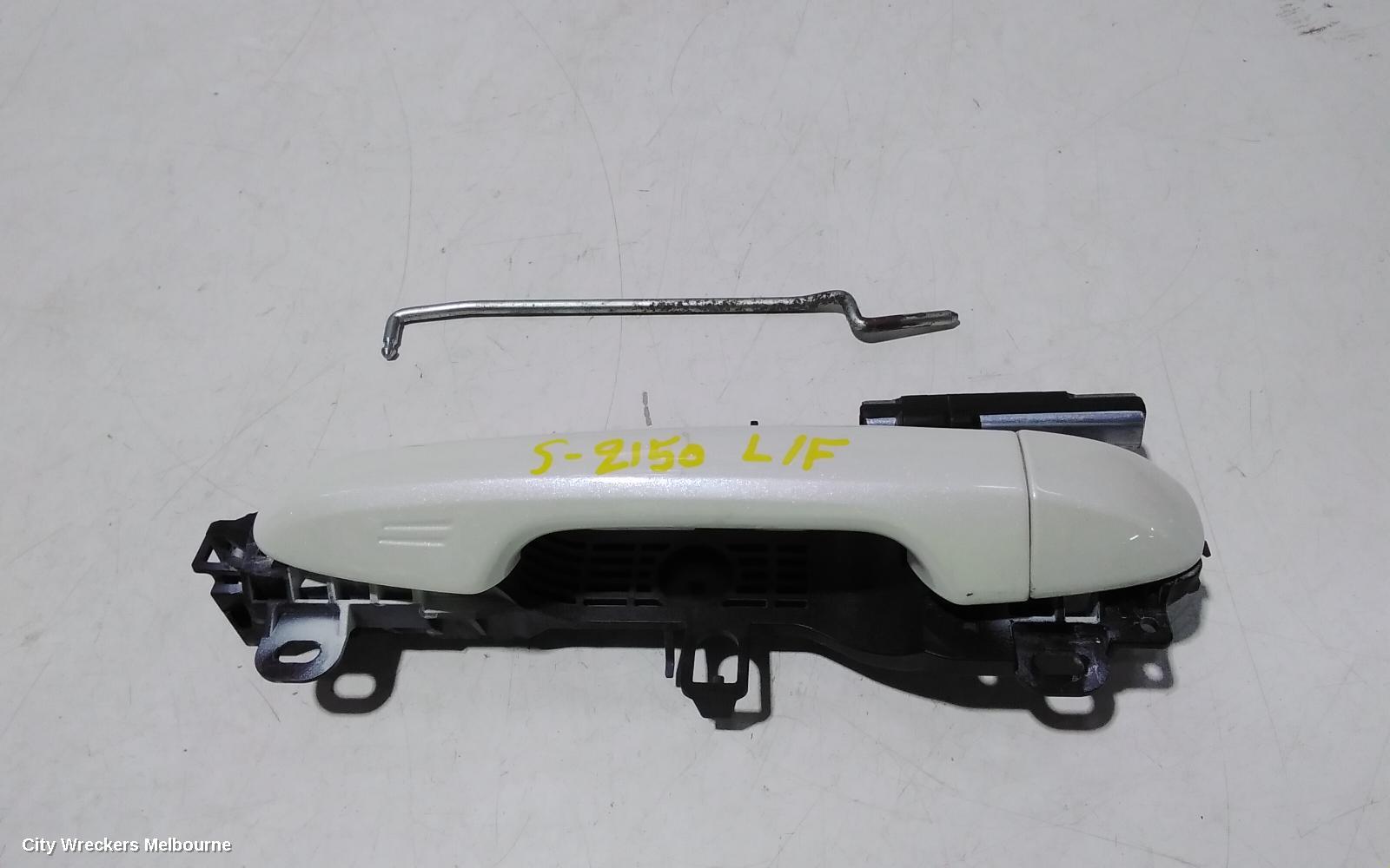 TOYOTA KLUGER DOOR HANDLE, OUTER, LH FRONT, NON KEYLESS ENTRY TYPE, GSU50/GSU55, 03/2014 - 02/2021