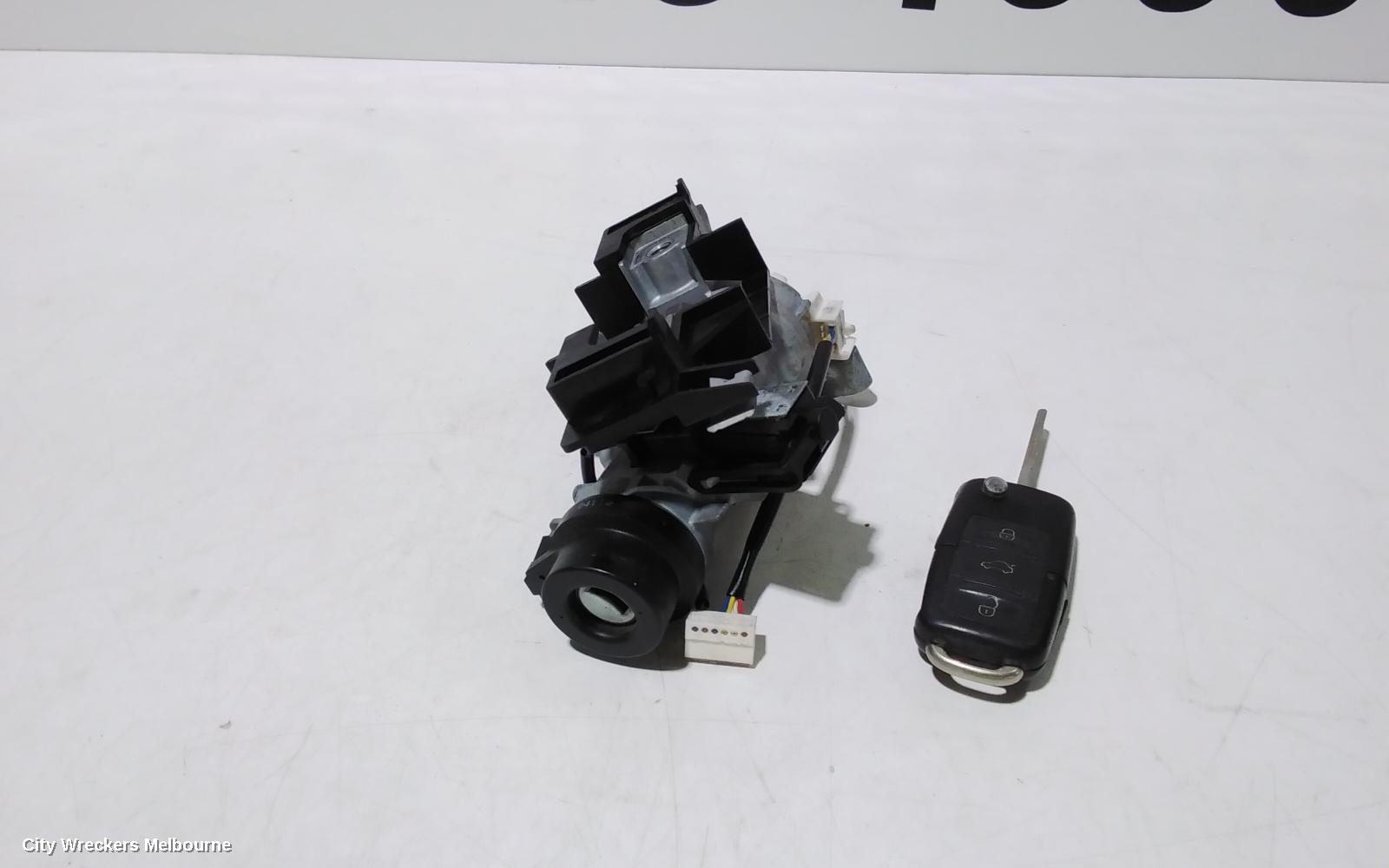 VOLKSWAGEN TIGUAN IGNITION W/ KEY, 5N, PETROL, AUTO T/M, 05/2008 - 08/2016