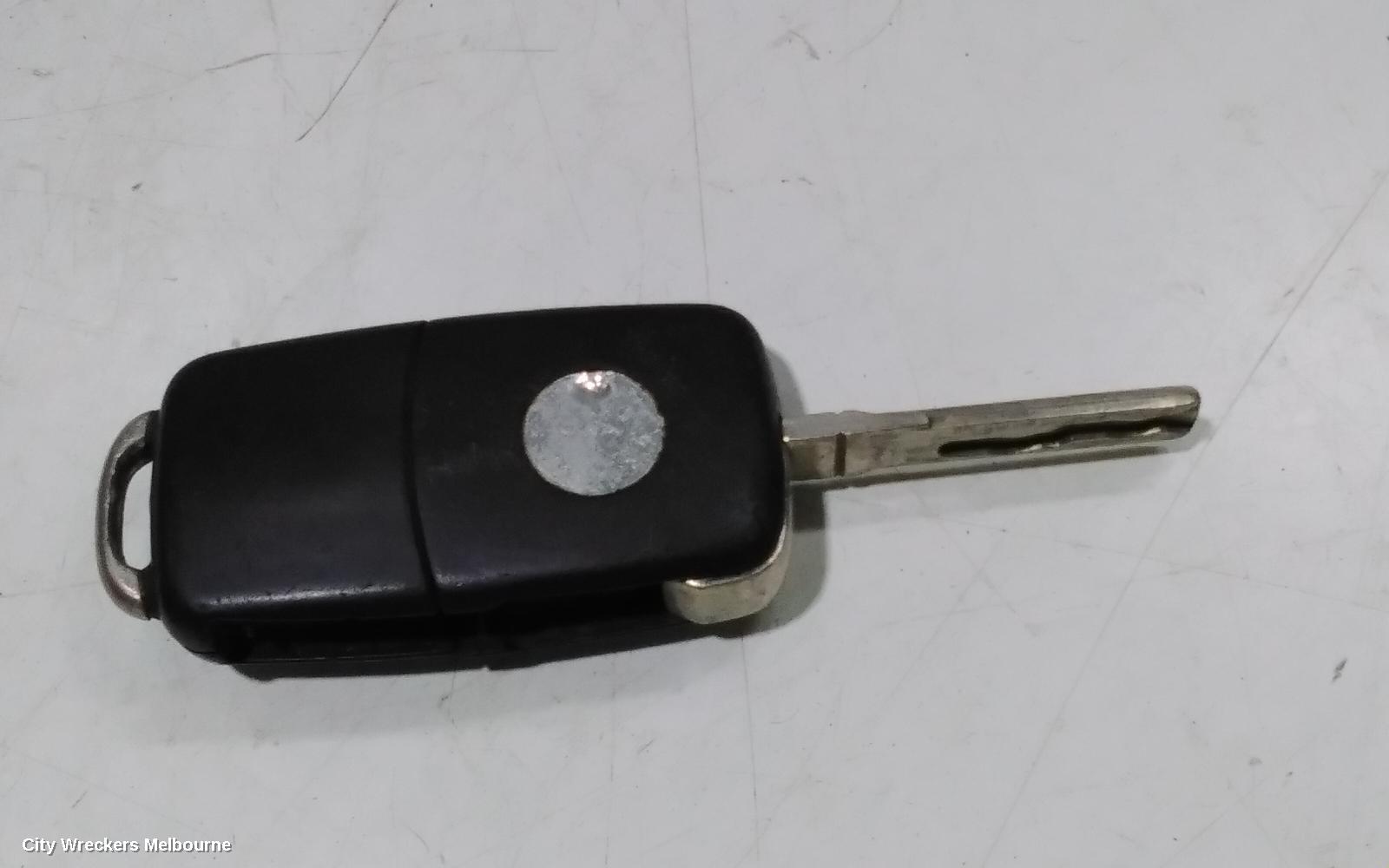 VOLKSWAGEN TIGUAN IGNITION W/ KEY, 5N, PETROL, AUTO T/M, 05/2008 - 08/2016
