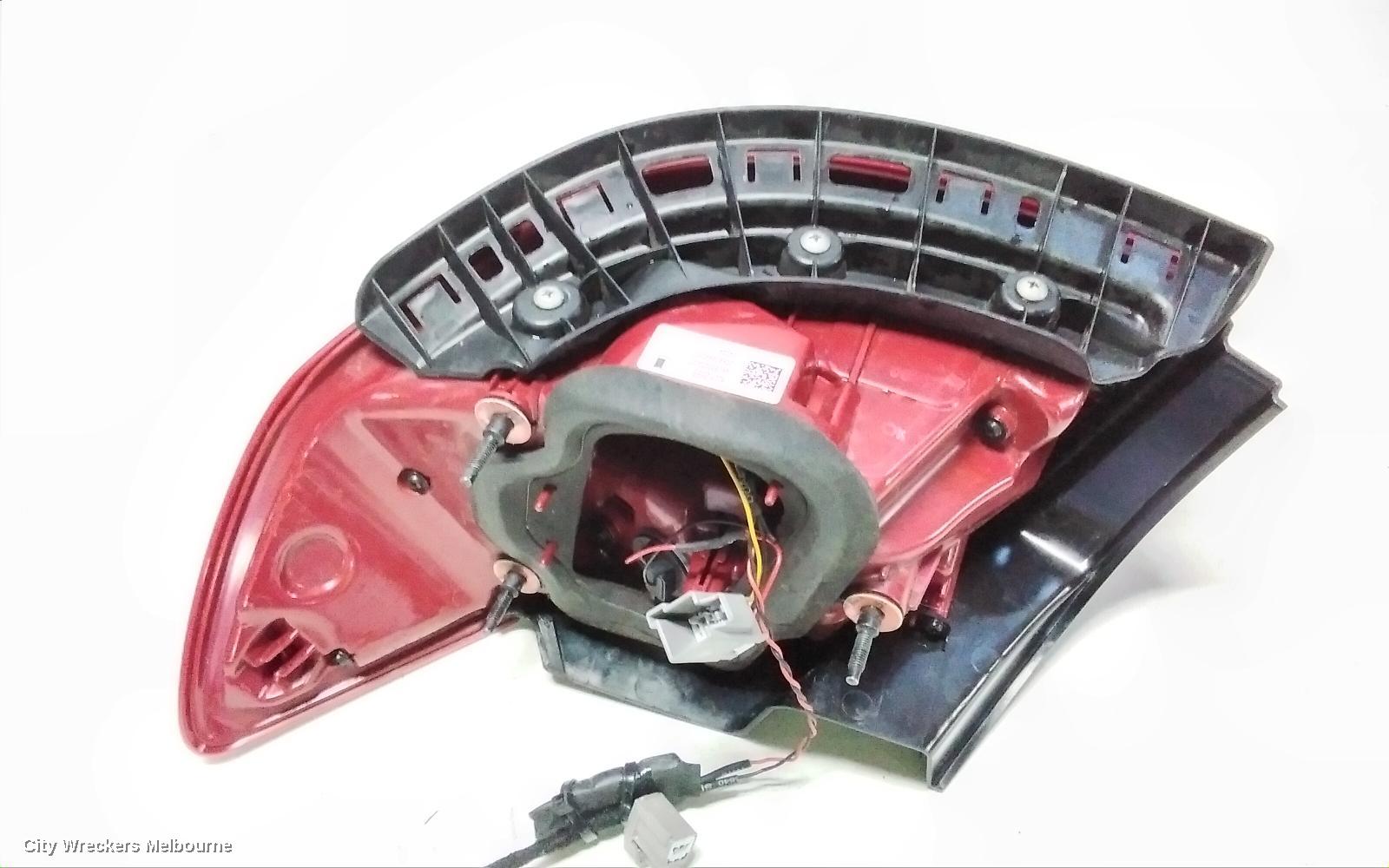 HOLDEN COMMODORE LEFT TAILLIGHT, VF, SEDAN, CLEAR TYPE, EVOKE/SV6/SS/INTERNATIONAL, 05/2013 - 12/2017