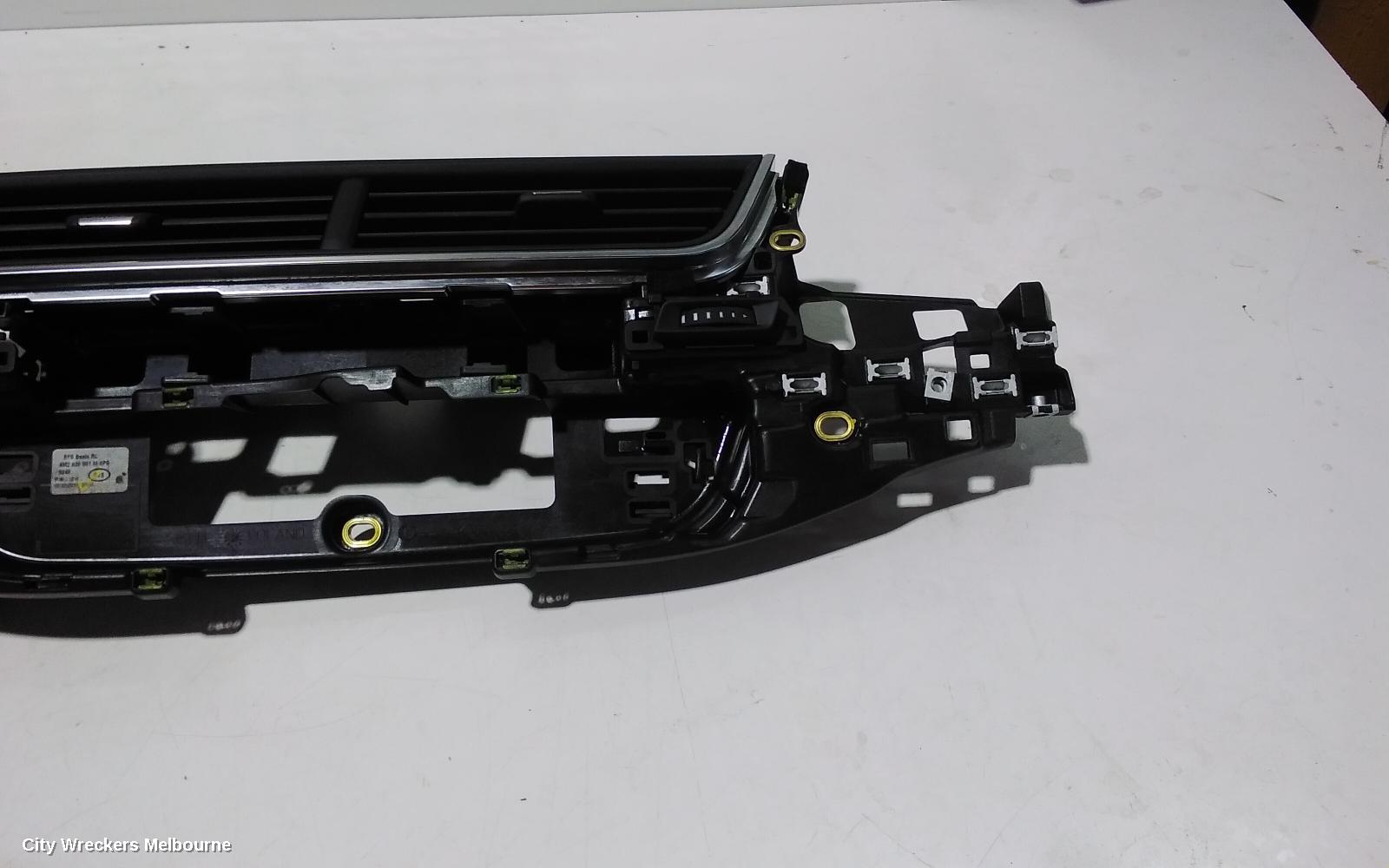 AUDI Q7, 4M, 07/2015 ONWARDS, CENTER AIRVENT: 99597