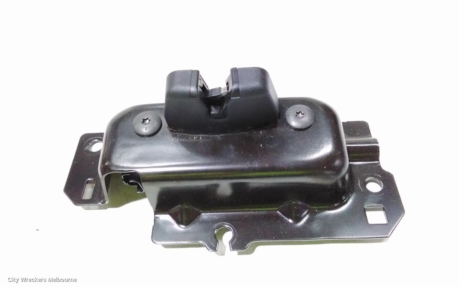 PEUGEOT 508 DOOR/BOOT/GATE LOCK, TAILGATE LOCK, NON POWER LIFTGATE TYPE, 05/2011 - 12/2017