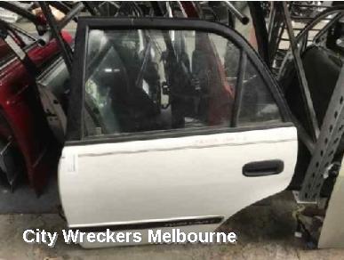 TOYOTA COROLLA LEFT REAR DOOR/SLIDING, AE112, SECA, 10/1998 - 11/2001
