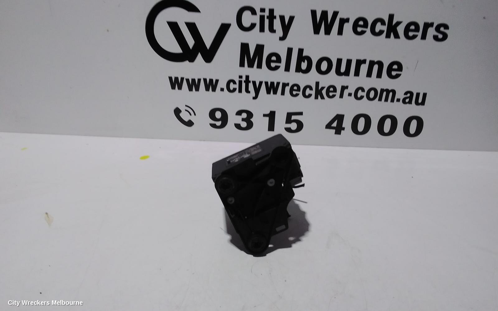 VOLKSWAGEN GOLF ABS PUMP/MODULATOR, GEN 7, ON MOTOR P/N 5Q0614517T, 01/2013 - 08/2020