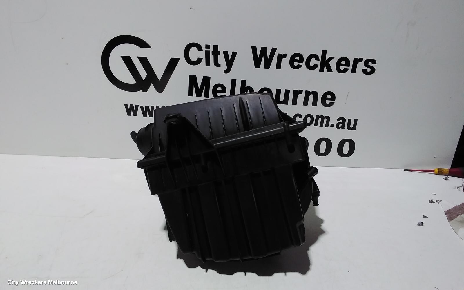 LAND ROVER RANGEROVER EVOQUE AIR CLEANER/BOX, AIR CLEANER, L538, DIESEL, 11/2011 - 01/2019