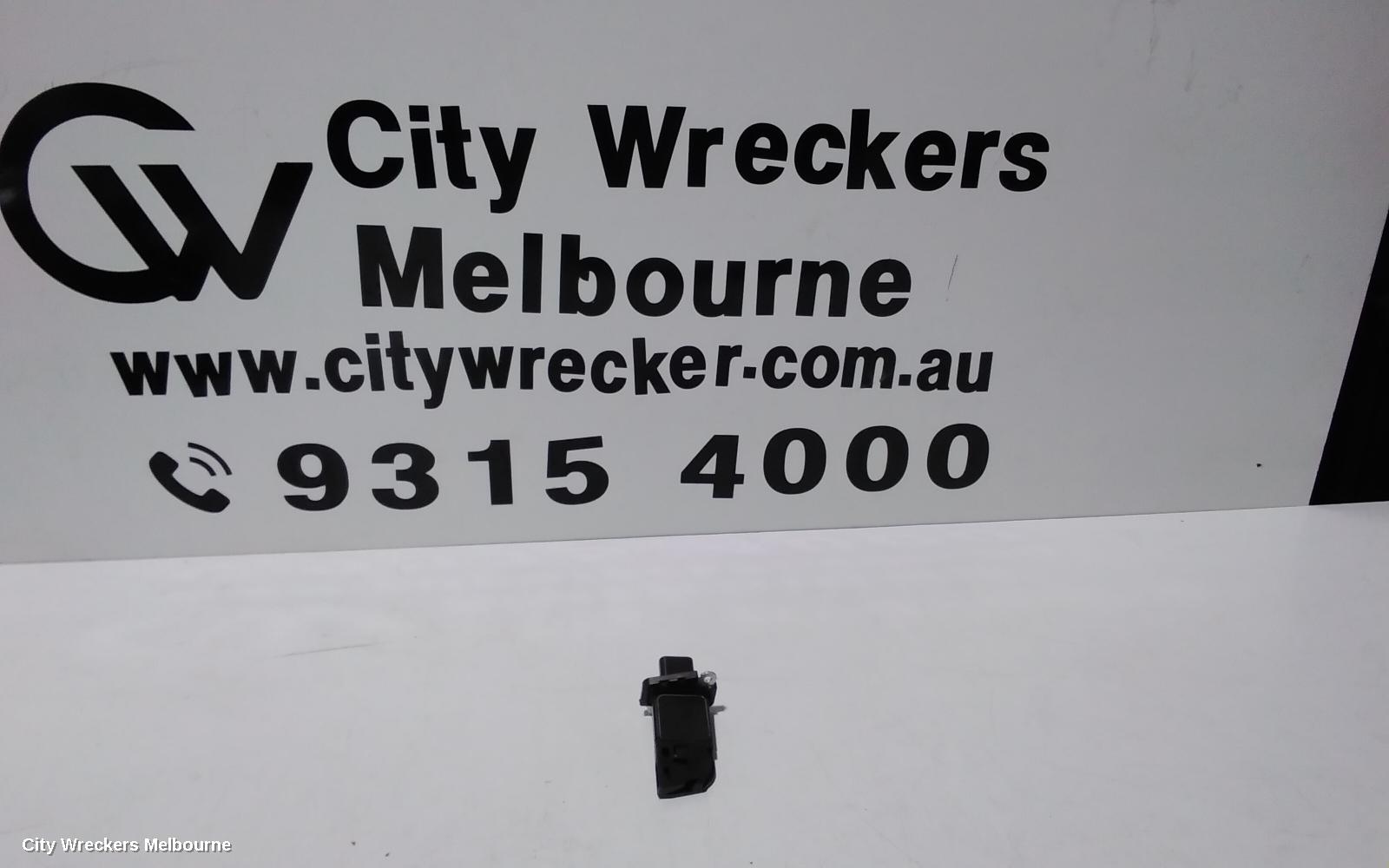LAND ROVER RANGEROVER EVOQUE AIR FLOW METER, 2.0, DIESEL, L538, 09/2015 - 01/2019